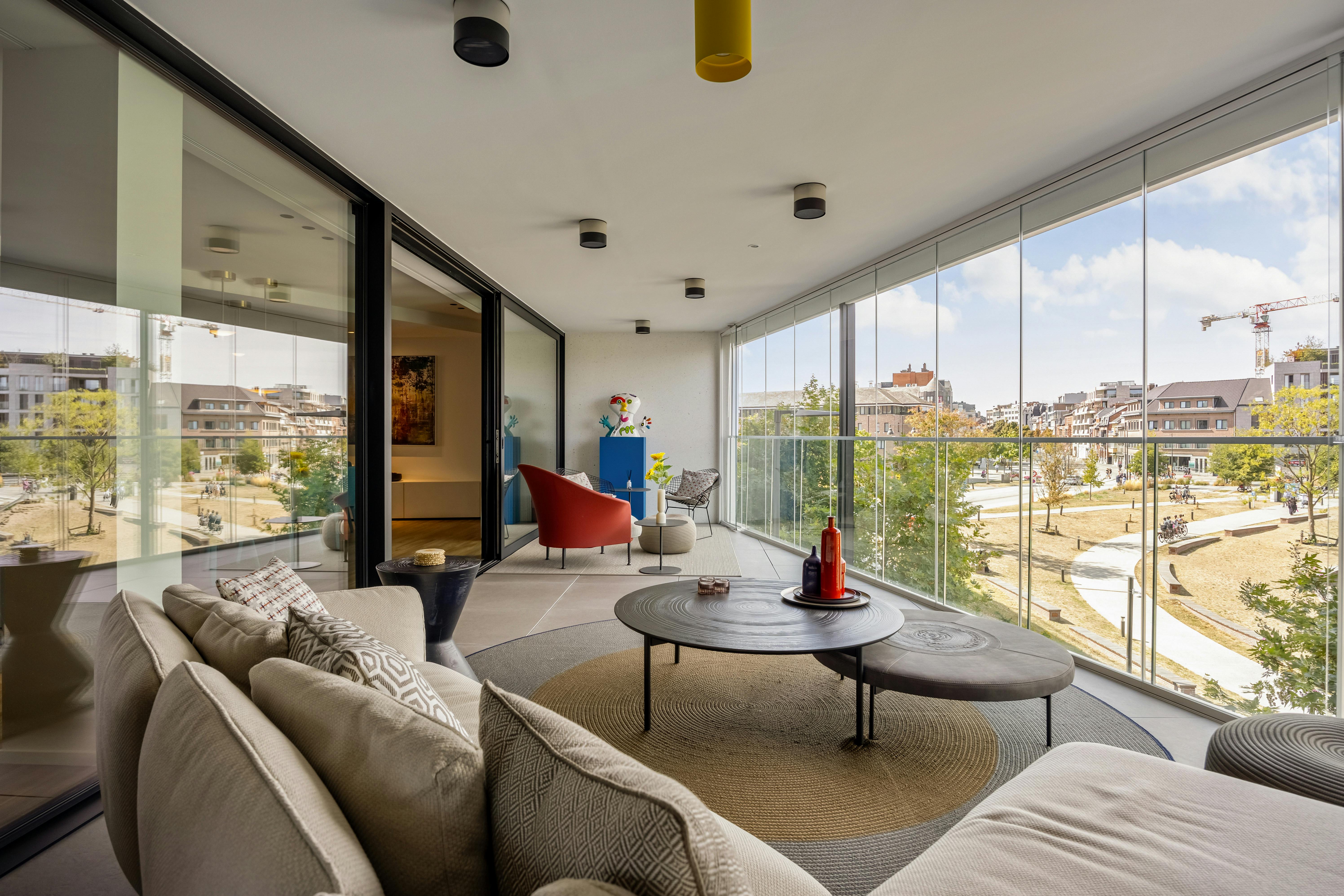 Luxe appartement van 235 m² aan de Blauwe Boulevard te Hasselt foto 13