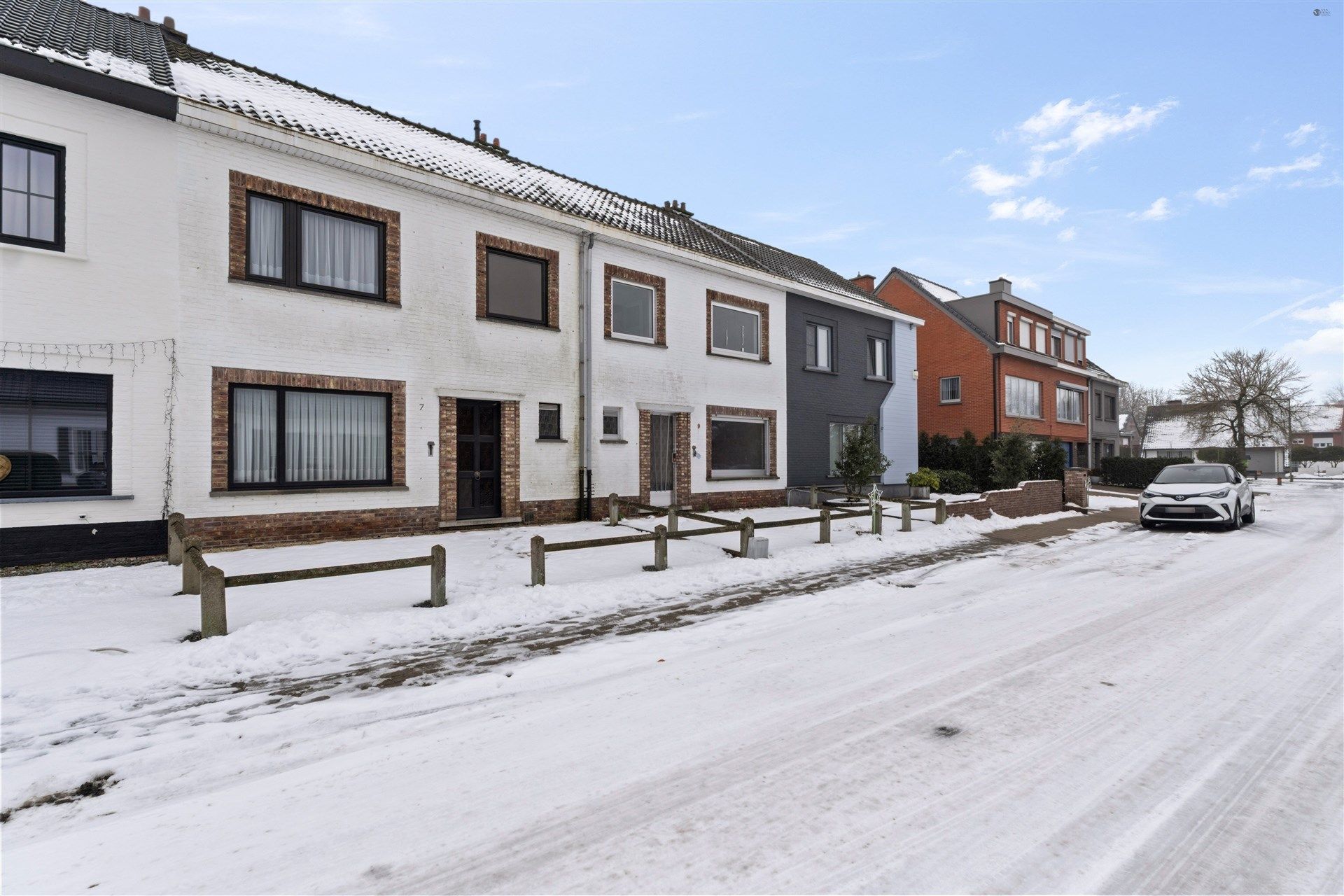 Hoofdfoto van de publicatie: Te renoveren woning met garage in Kemzeke