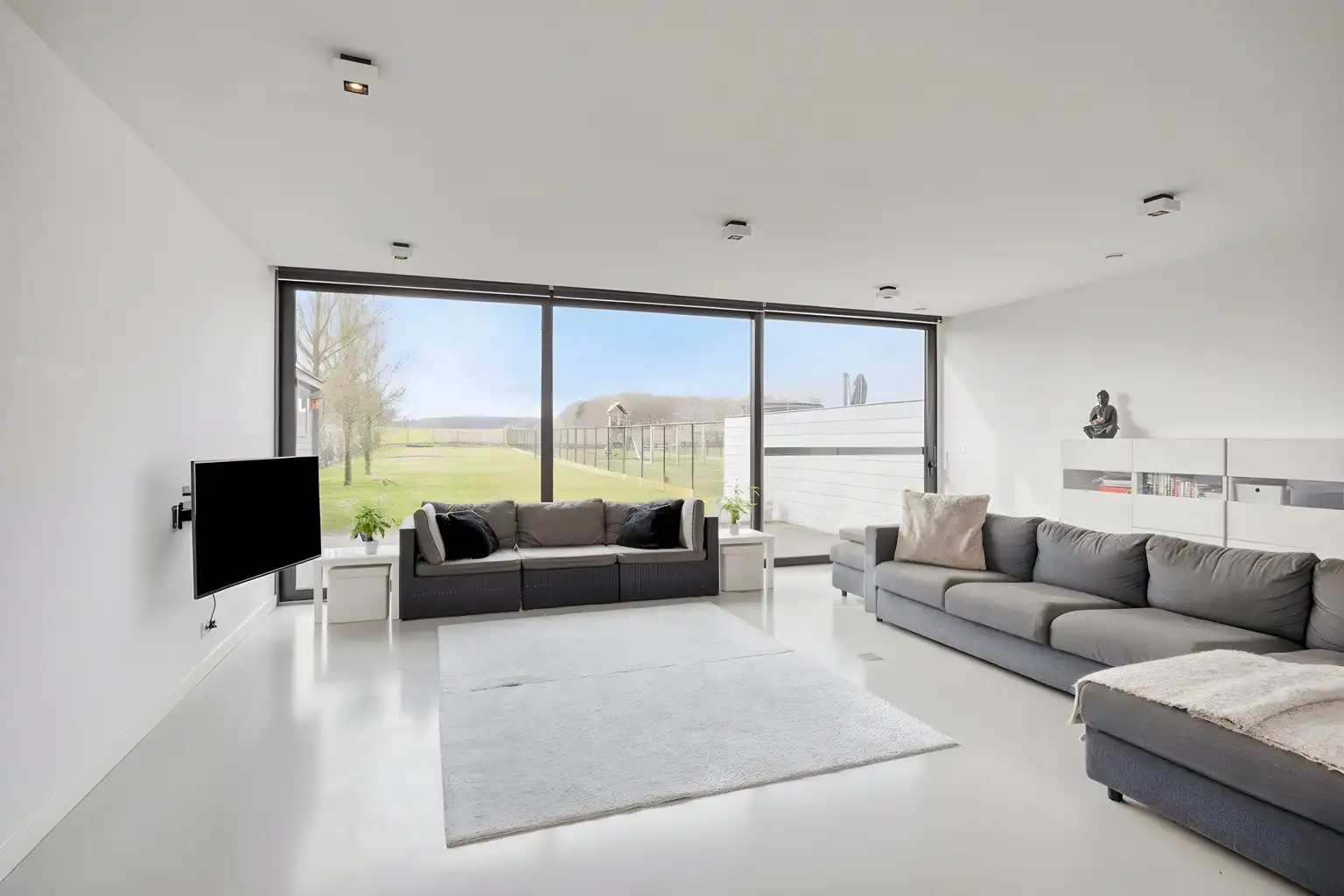 PRACHTIGE RUIME WOONST MET VERZICHT TE LUBBEEK  foto 5