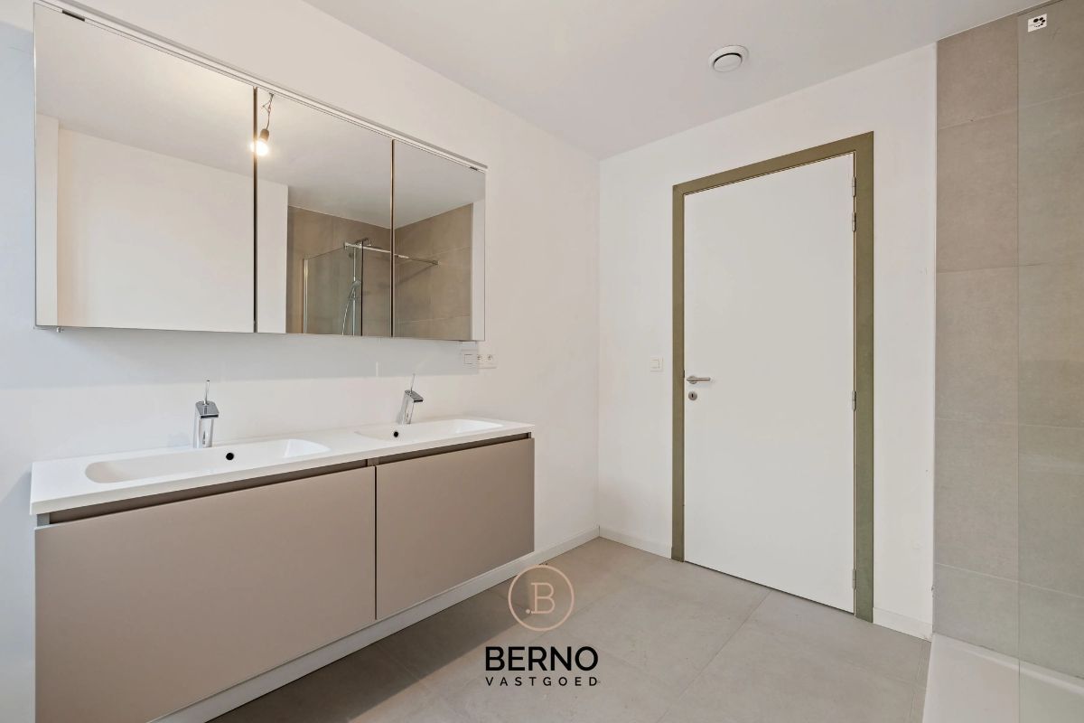 IN OPTIE! Architecturale parel met tuin en vergezicht (6% BTW) foto 15