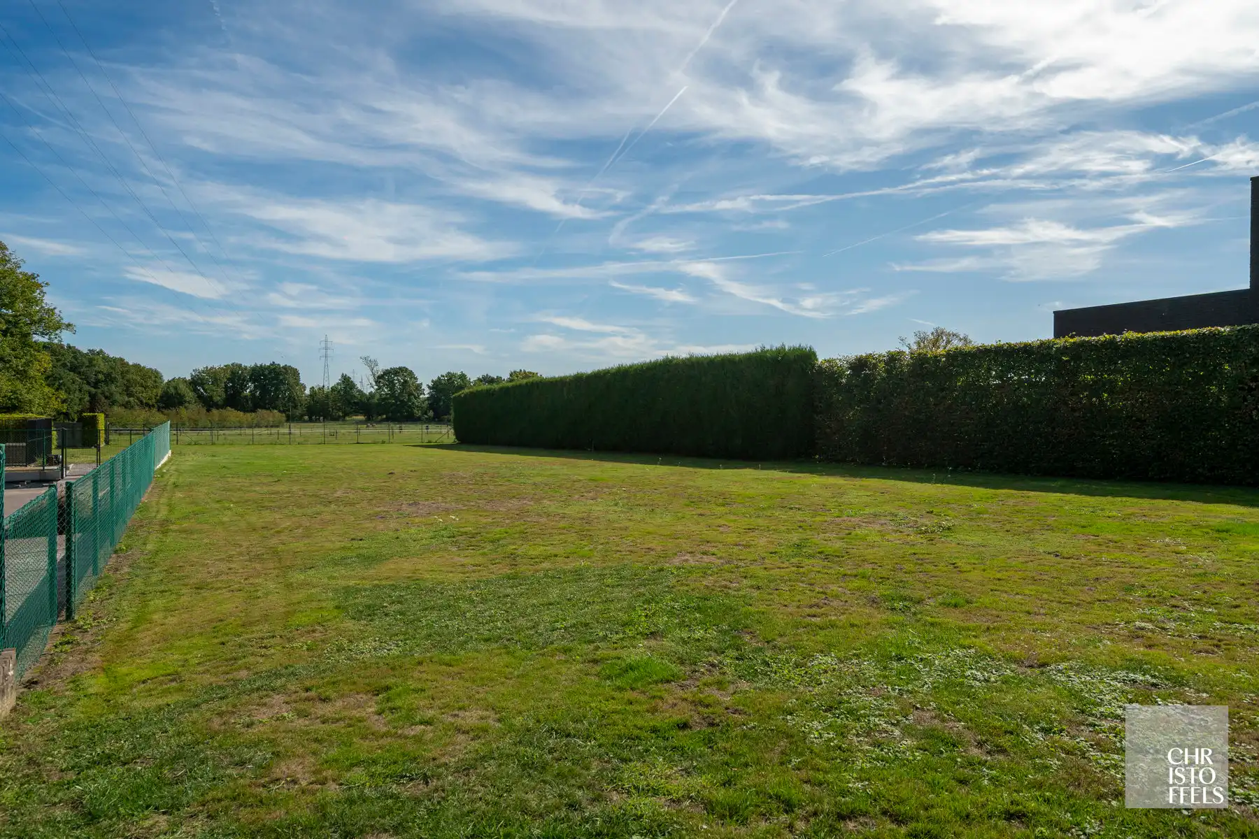 Rustig gelegen bouwgrond voor open bebouwing  (1.497m²)! foto 2