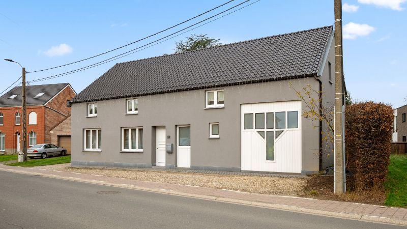 Ruime woning van 256m² op 10 are 32 ca foto 37