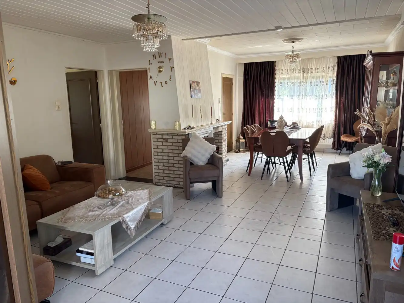 Goed gelegen ruime woning met 4 slk op mooi perceel van 9a30ca foto 5