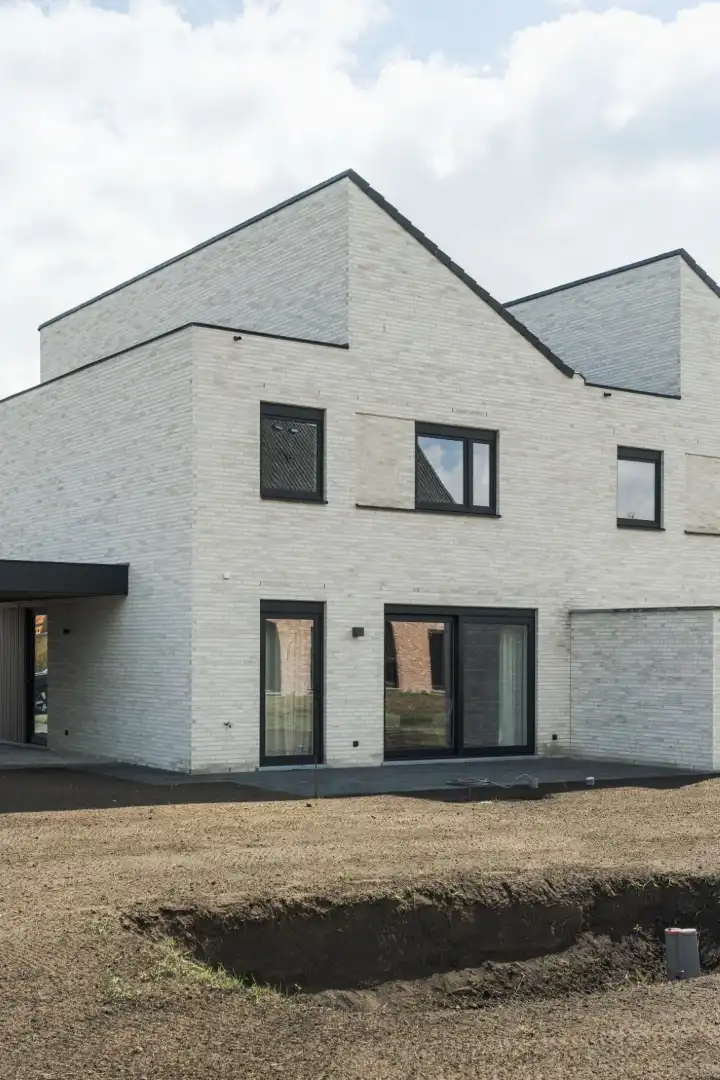 Ruime energiezuinige halfopen bebouwing foto 7