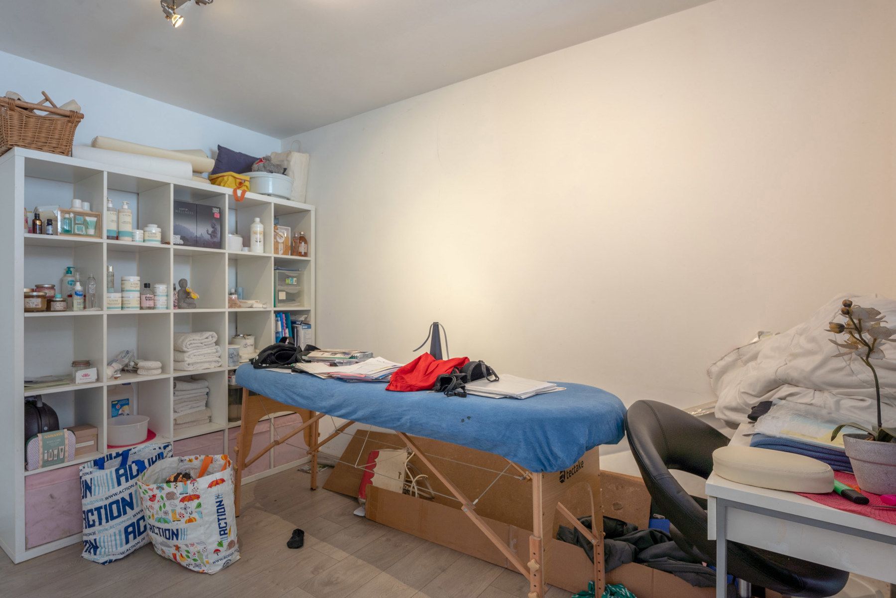Instapklaar gelijkvloers appartement in hartje Stabroek! foto 6