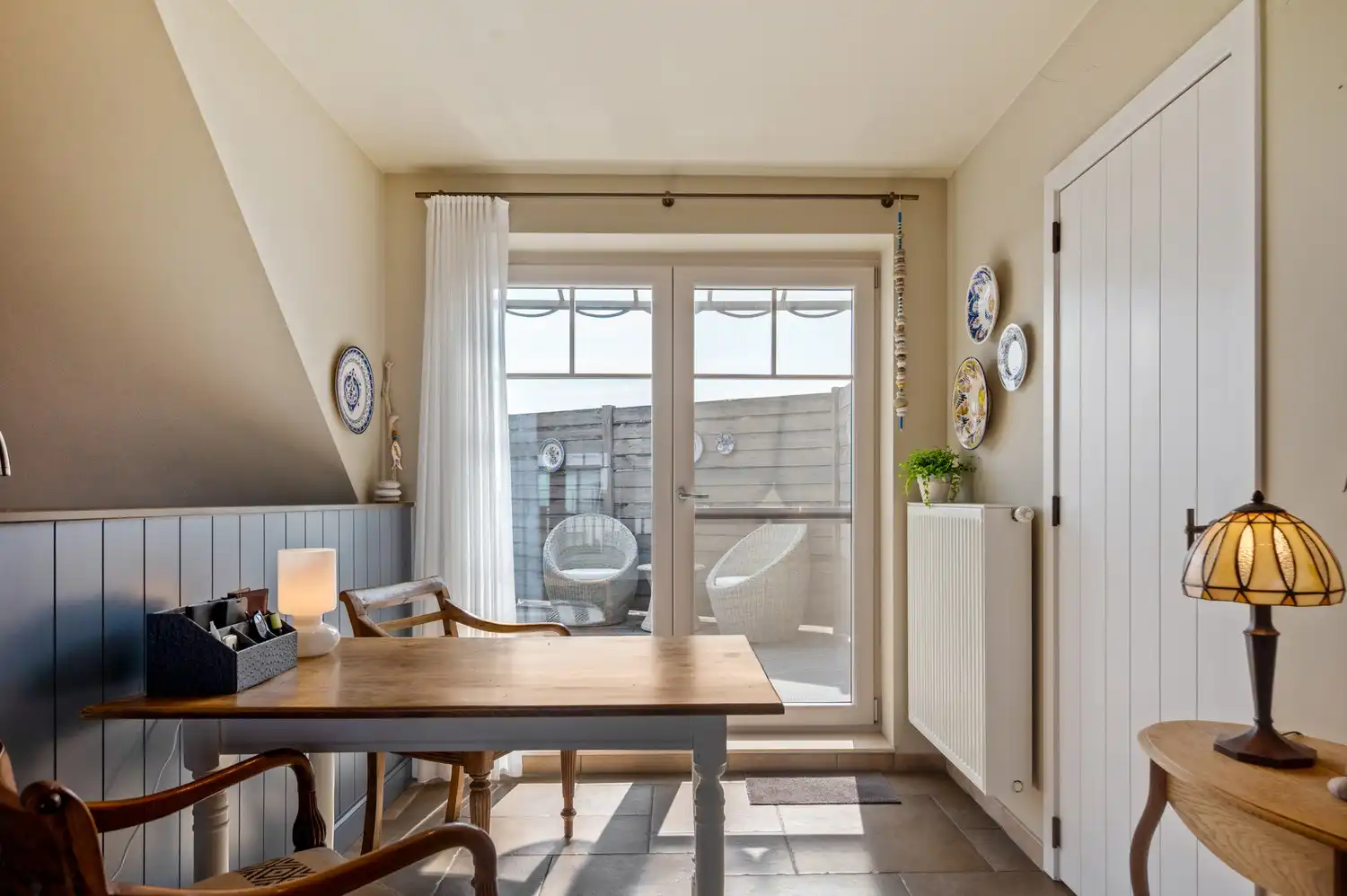 Prachtige Penthouse met 2 slpkrs en een heerlijk terras van 54m2 in het centrum van Beerzel foto 7