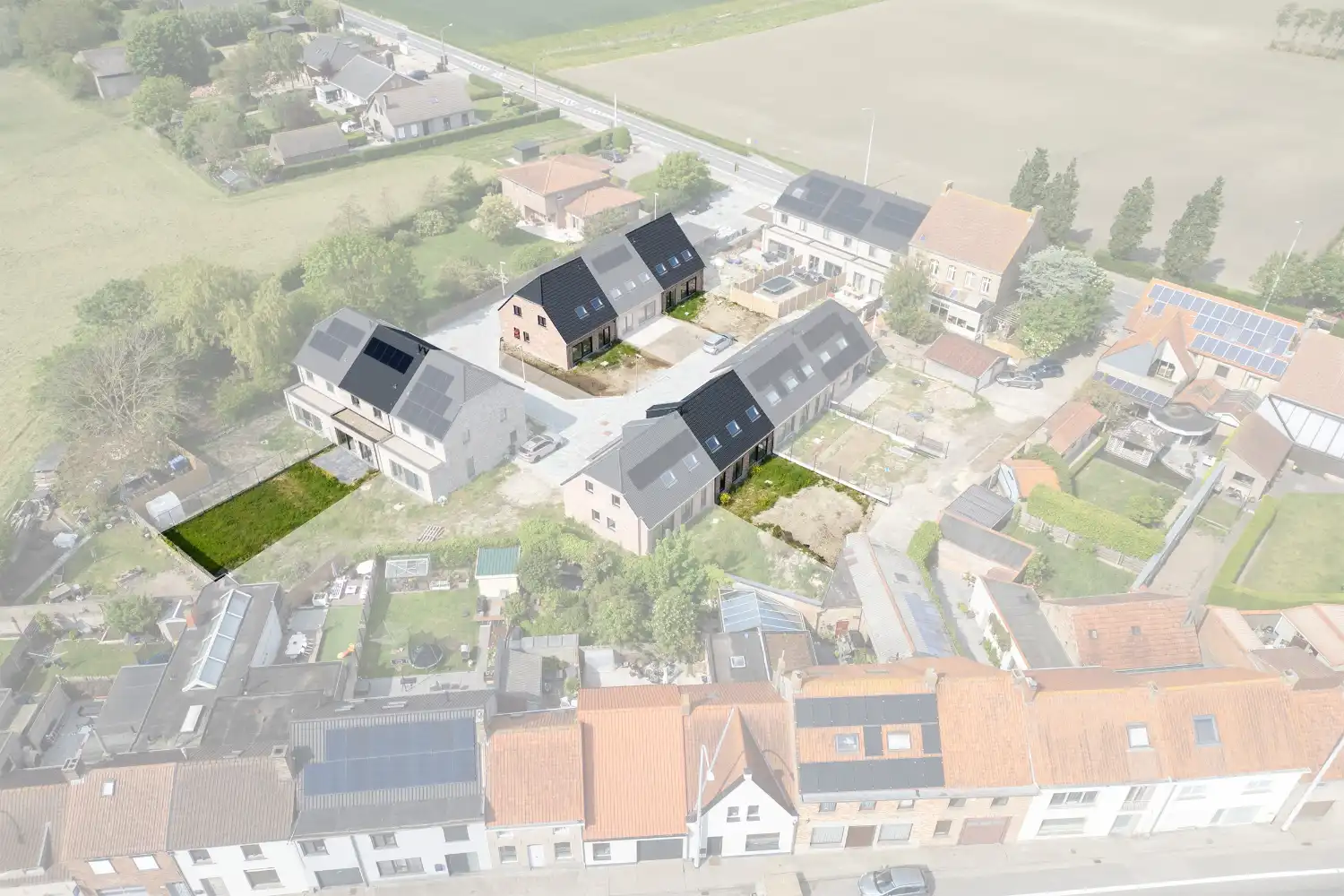 Hedendaagse gezinswoningen in het landelijke Pervijze foto 9