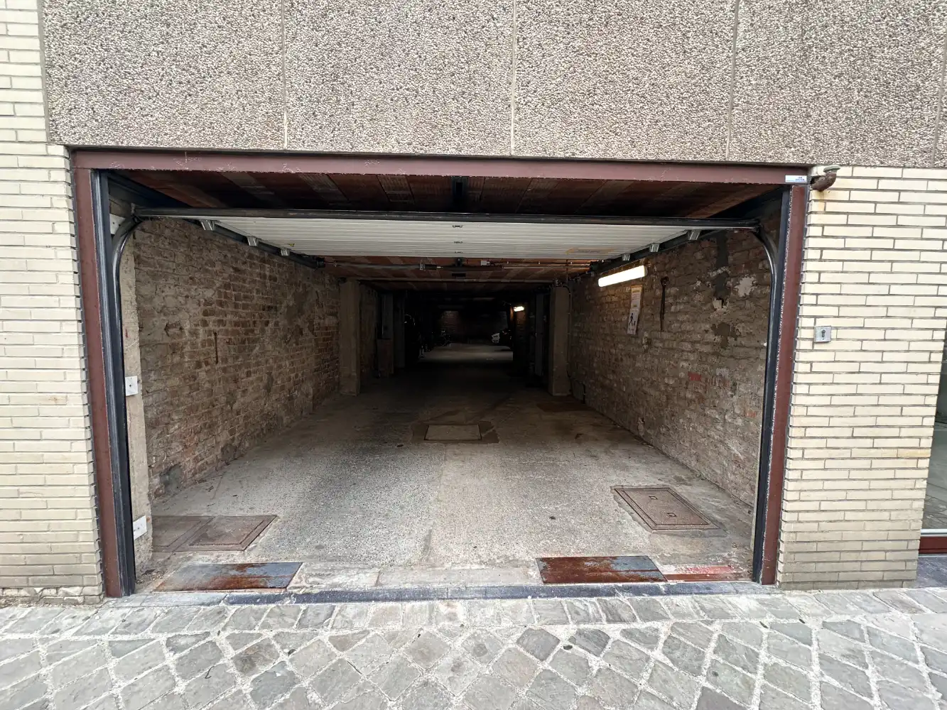 Gesloten parkeerplaatsen foto 8