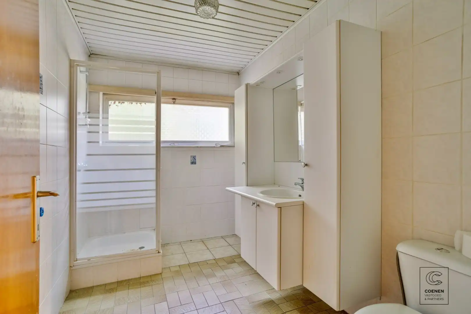 Unieke kans in Westmalle: te renoveren woning met 4 à 5 slpk' s, 236 m² bew. opp. op perceel van 3.990 m²! foto 13