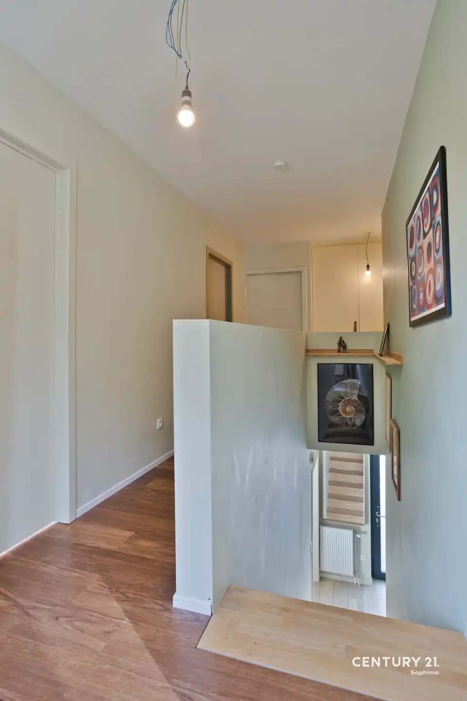 Recente, instapklare woning met 4 slaapkamers foto 12