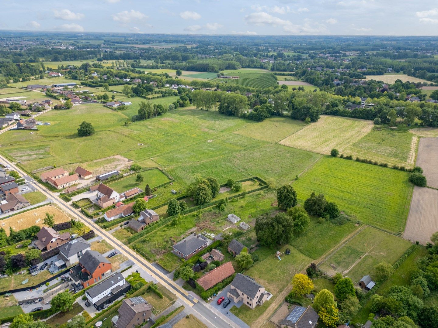 UNIEKE VIERKANTSHOEVE met paardenstallen op 7,34 hectare met vergunning voor zwembad en poolhouse foto 37