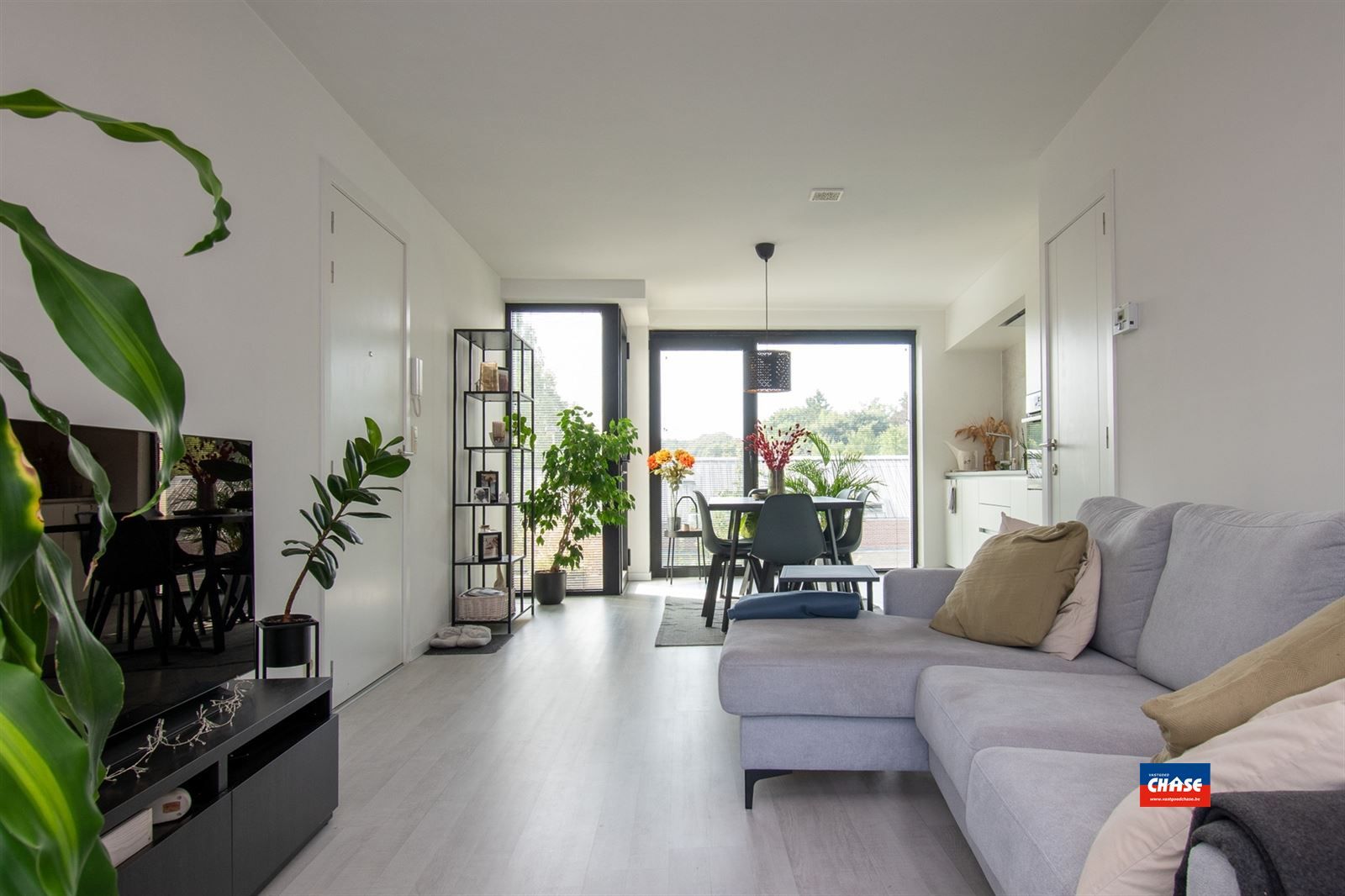 Duplex appartement met 2 slaapkamers, 2 terassen en autostaanplaats foto 6