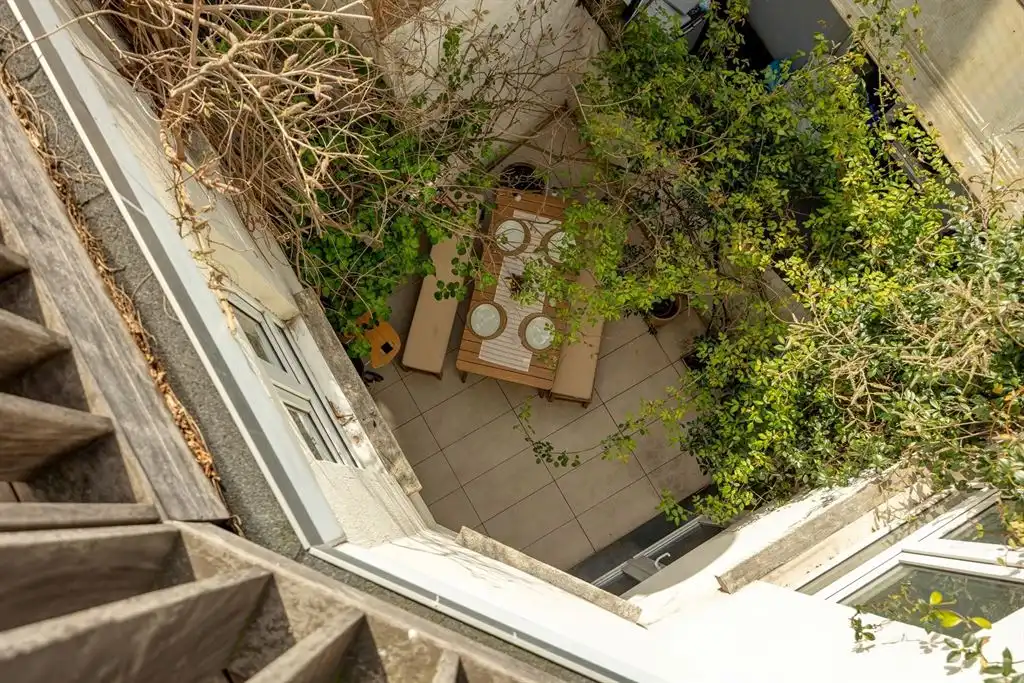 Lichtrijke stadswoning met authentieke elementen foto 23