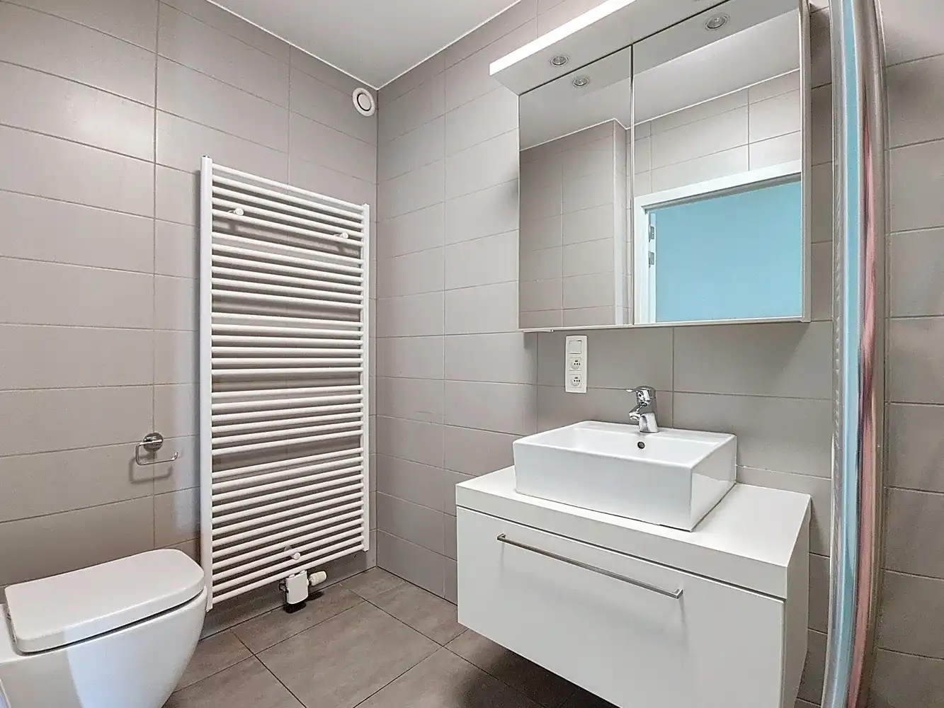 Ruim gelijkvloers appartement voor senioren met zicht op pastorietuin foto 11