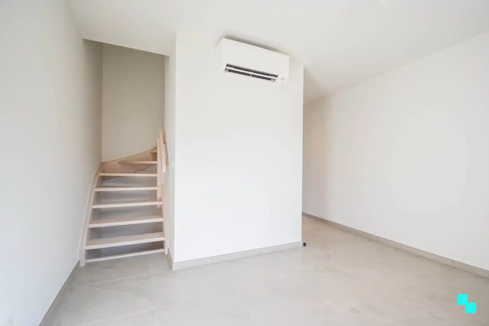 Stijlvolle hernieuwbouwwoning (BEN) met 2 slaapkamers - stadscentrum foto 11