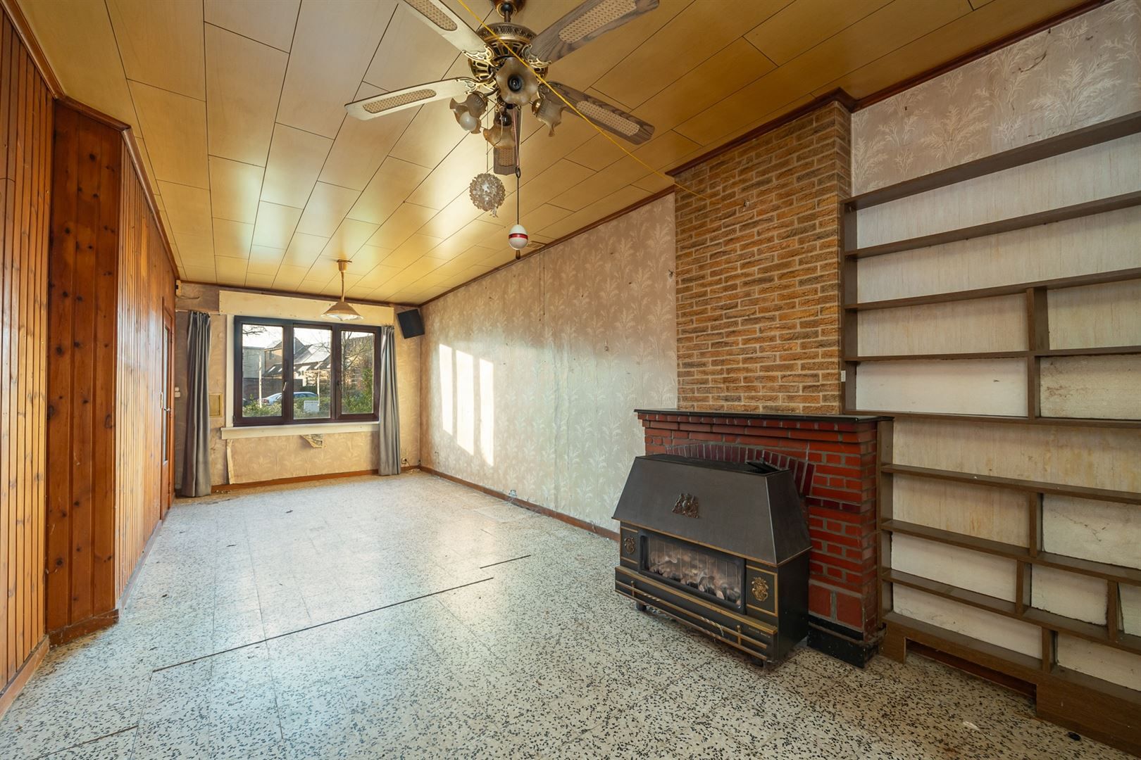 Te renoveren hoekwoning met uitbreidingspotentie foto 5