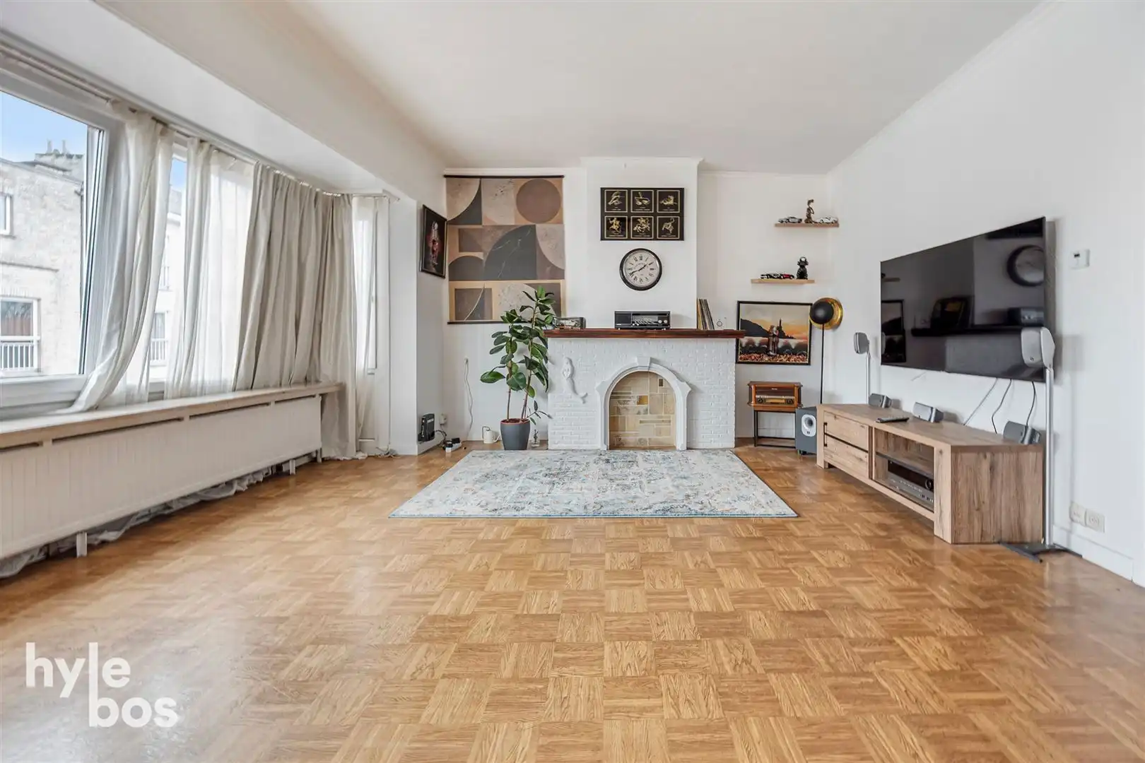 Opbrengsteigendom van 3 appartementen + 3 garages foto 23