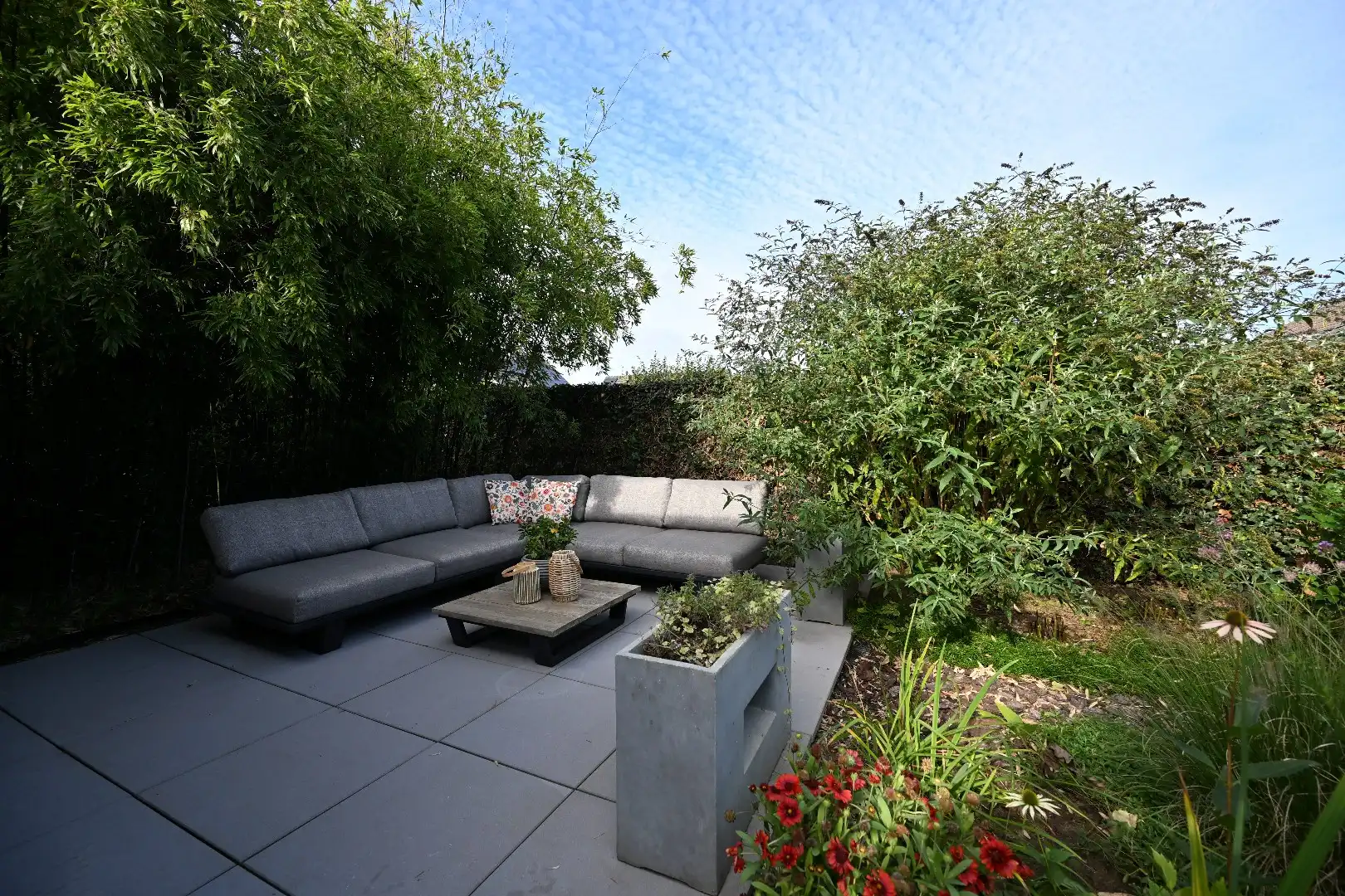 Instapklare woning met 3 slpks, garage, tuin én zonneterras te Kluizen foto 9