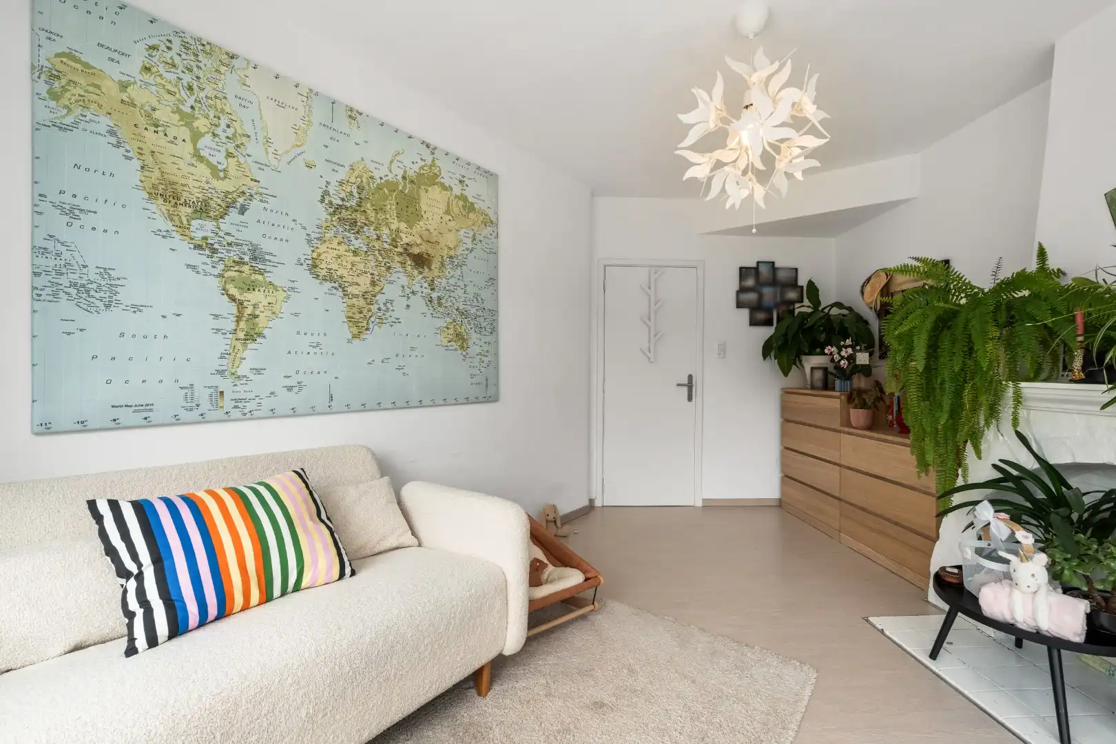 Lichtrijk en instapklaar appartement te Mariakerke met gunstig EPC-label B! foto 5