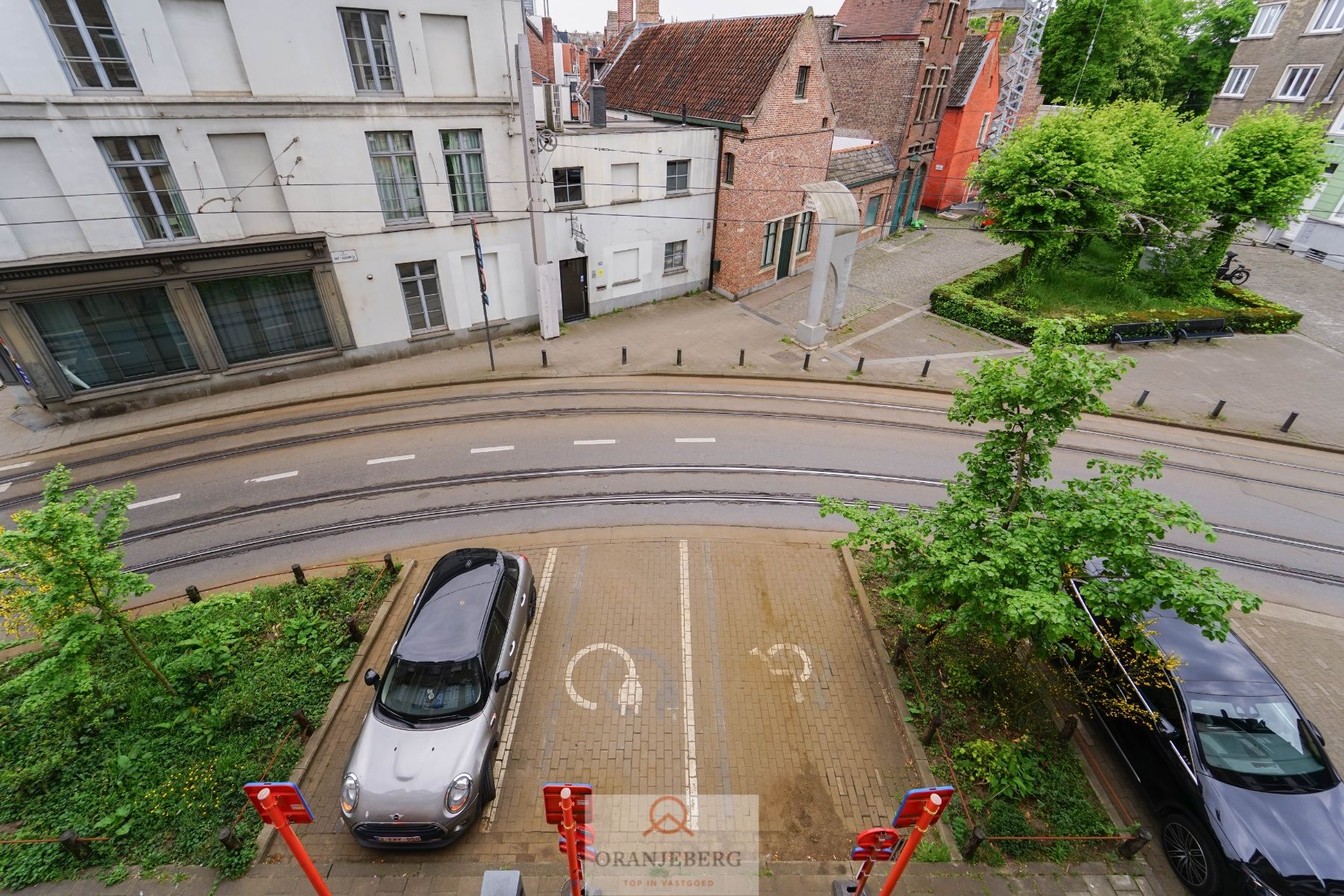 Ruime 2slpk-appartement vlakbij Begijnhof en Gravensteen foto 20