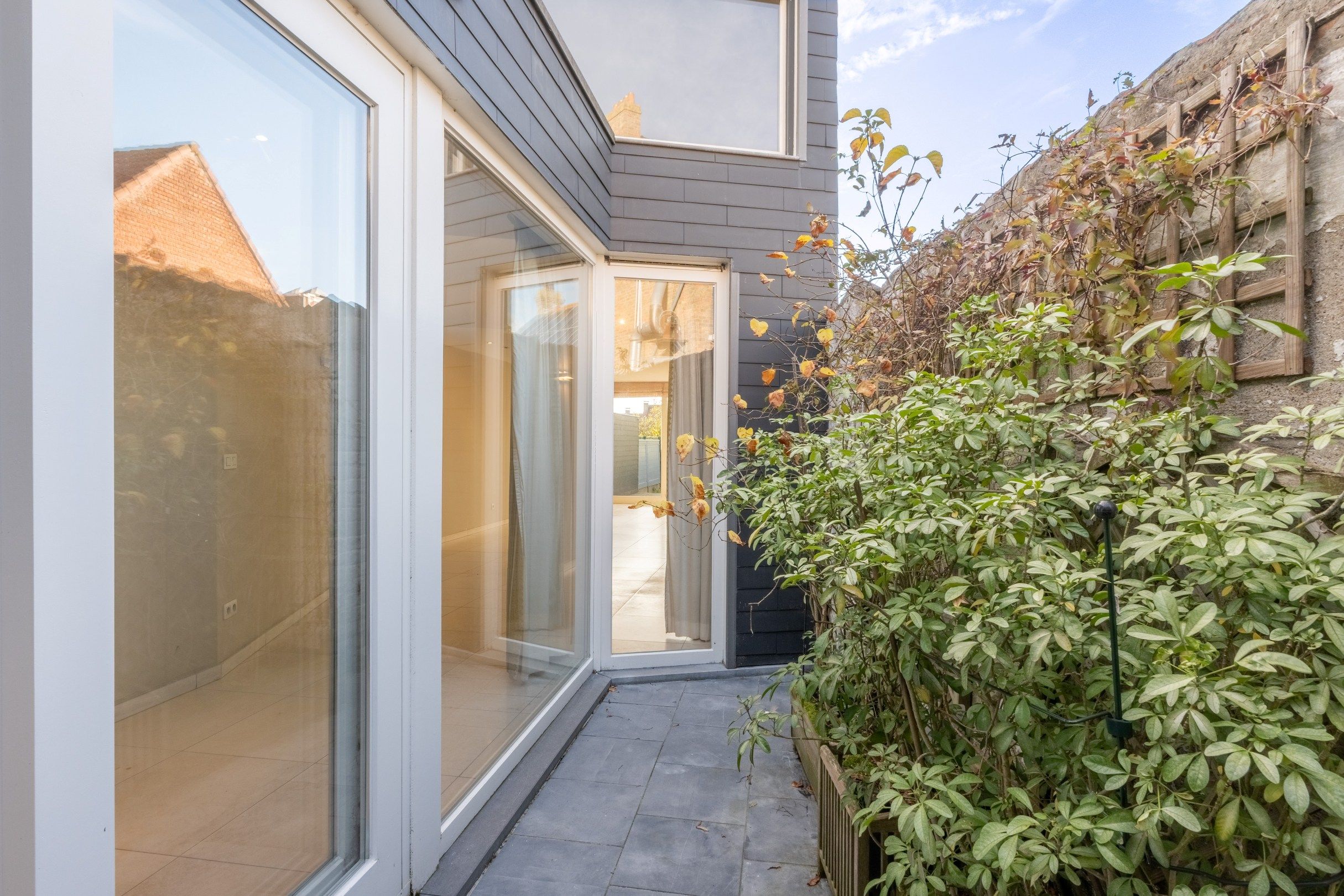 Leuke woning met grote garage te Moerkerke foto 6