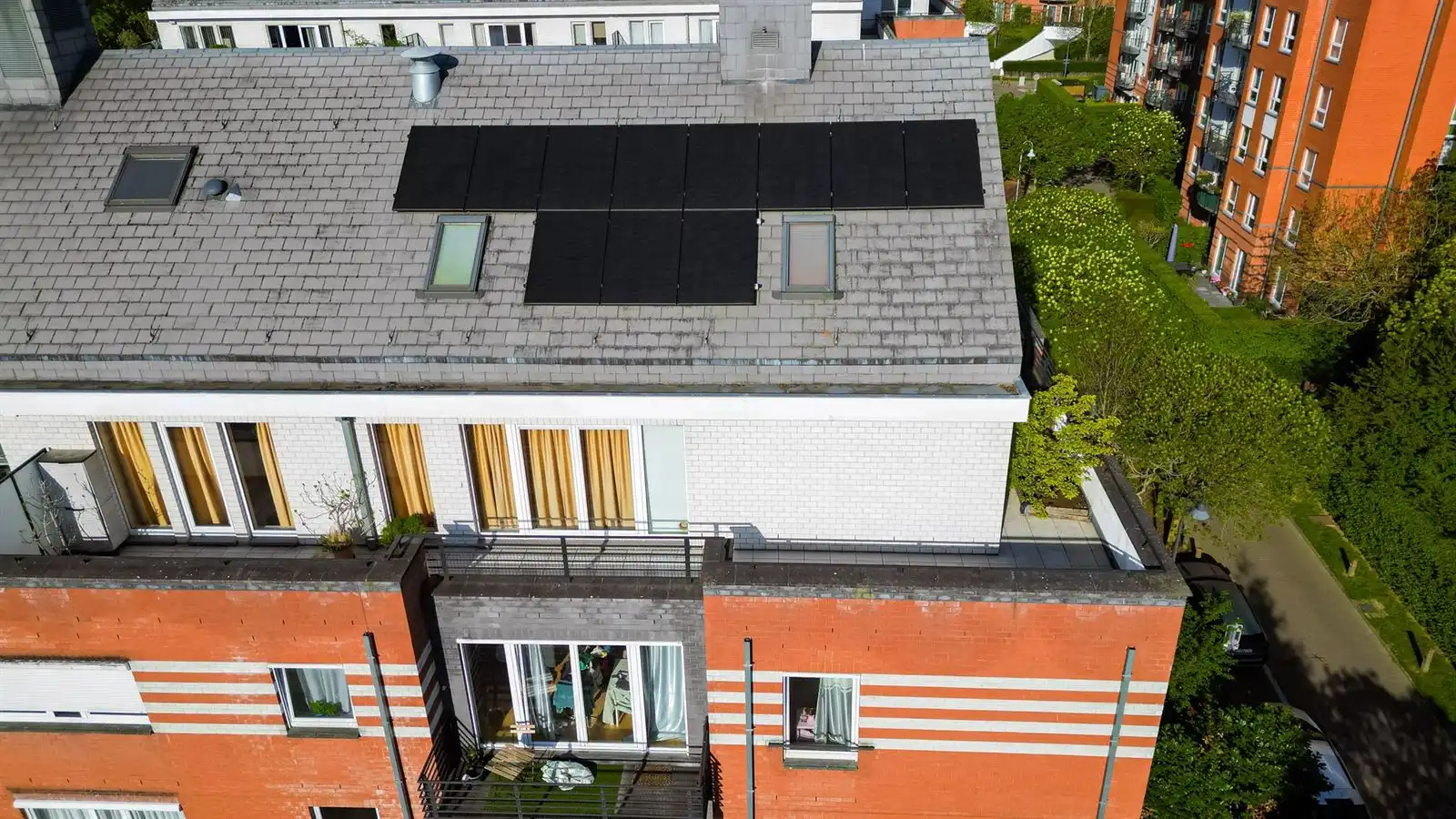 Appartement met magnifiek terras foto 17