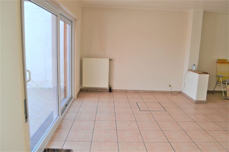 Woning met 2 slaapkamers en grote tuin met terras foto 9