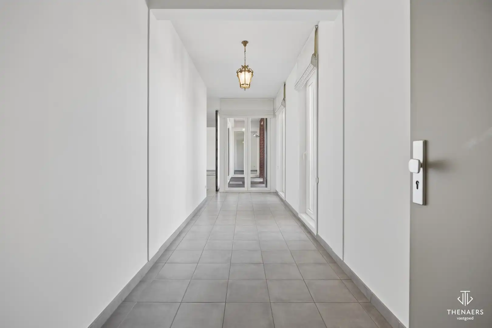 Ruim appartement van 166 m² met 2 terrassen en ondergrondse autostaanplaats in hartje Sint-Truiden. foto 15