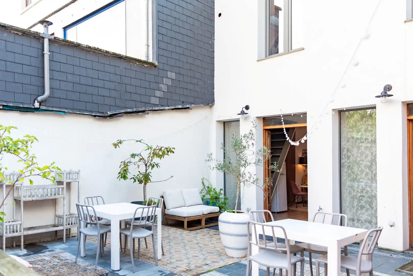Charmante woning met 2 slaapkamers en stadstuin foto 10