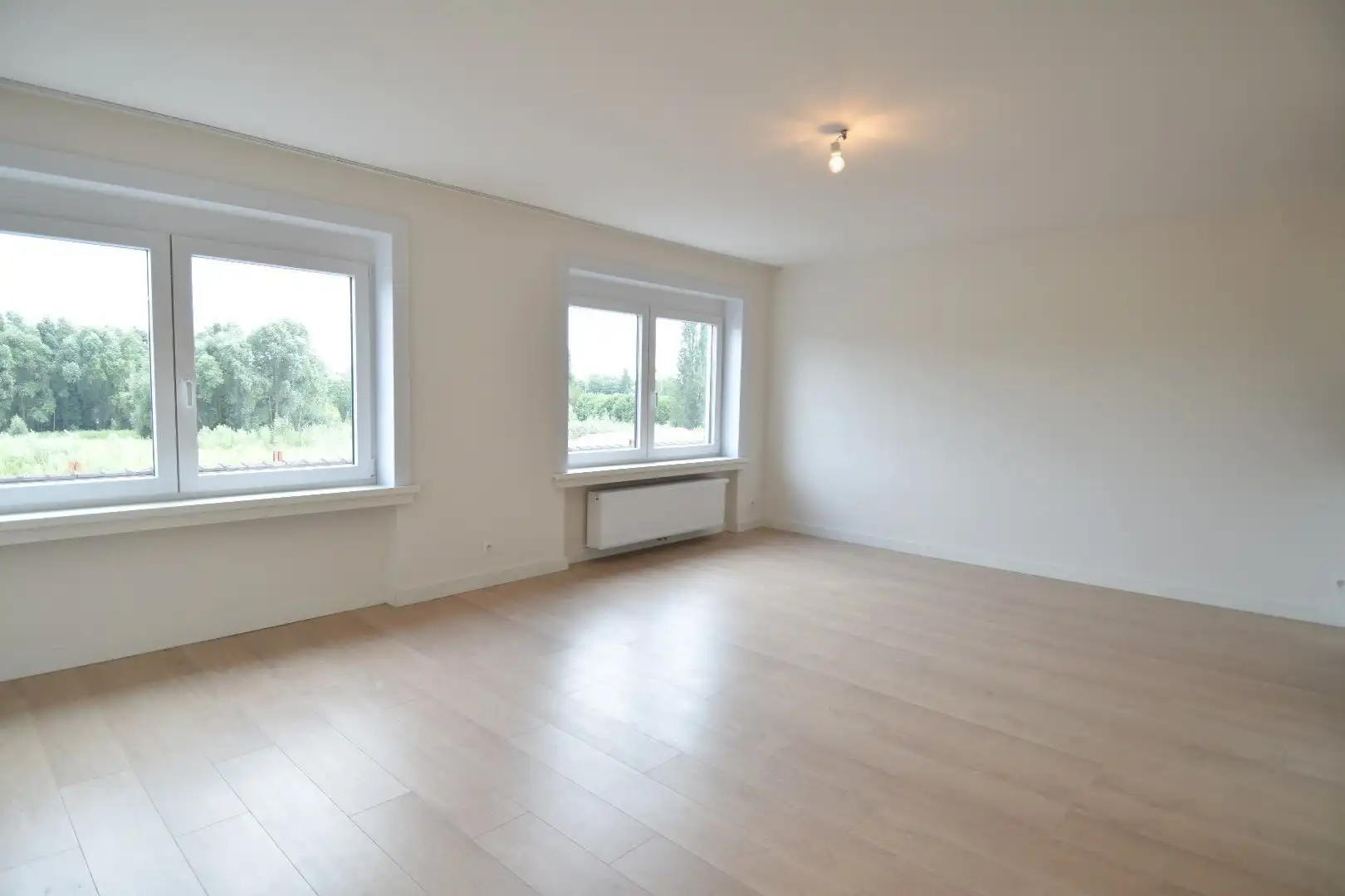 Vernieuwd appartement met 2 slaapkamers in Kortrijk foto 5