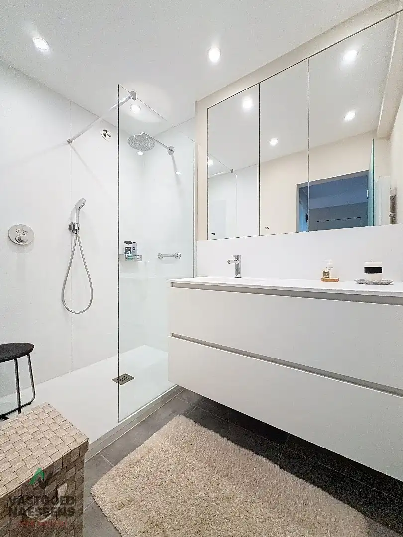 SCHITTEREND VERNIEUWD 2 SLPK APP - ZICHT OP ZEE EN TERRASSEN  foto 25