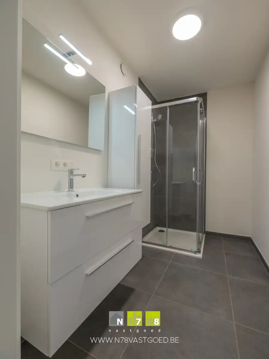 Appartement te huur foto 11