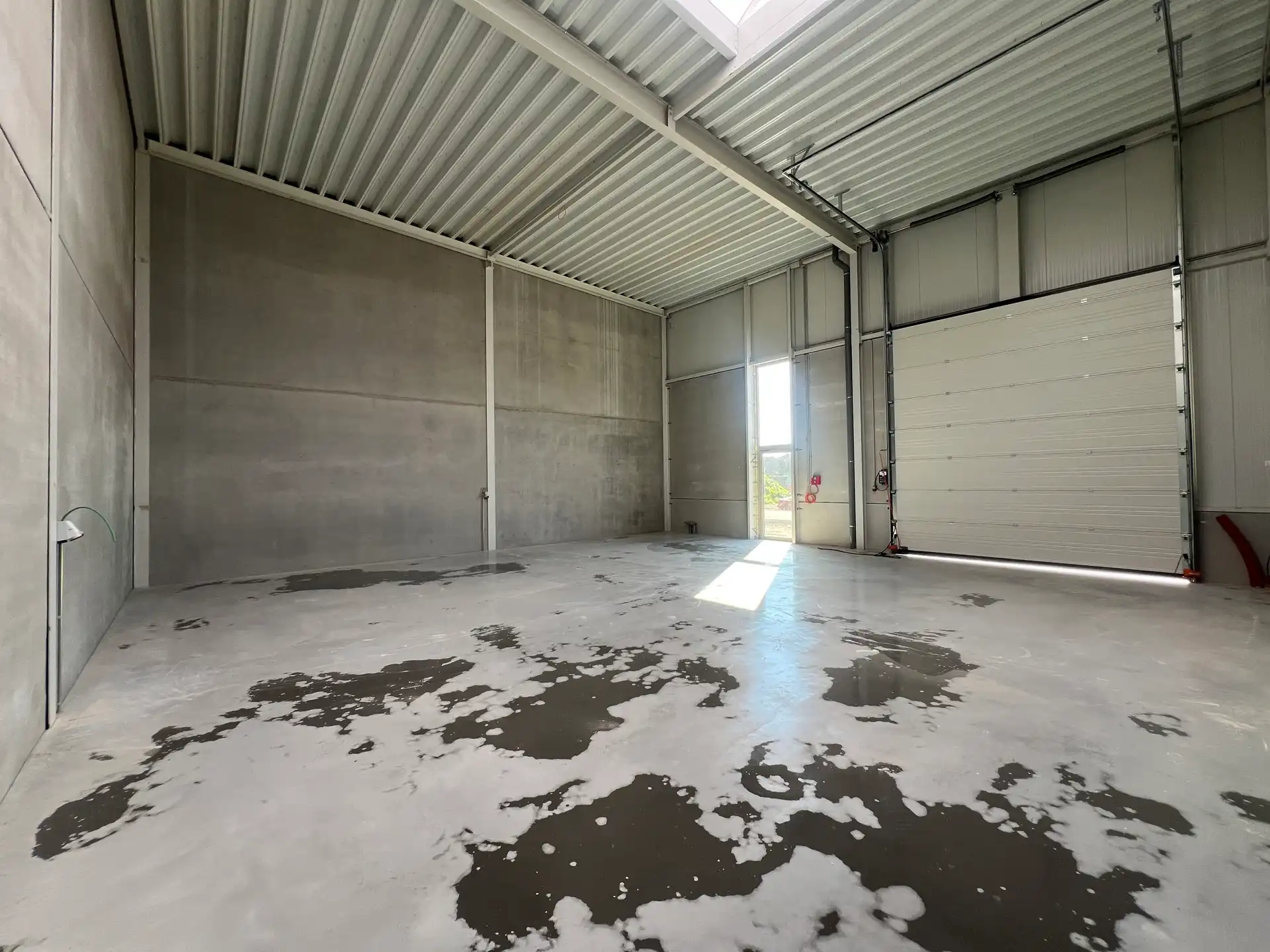 NIEUWBOUW KMO-UNIT VAN 144M² TE HUUR IN HALEN foto 3