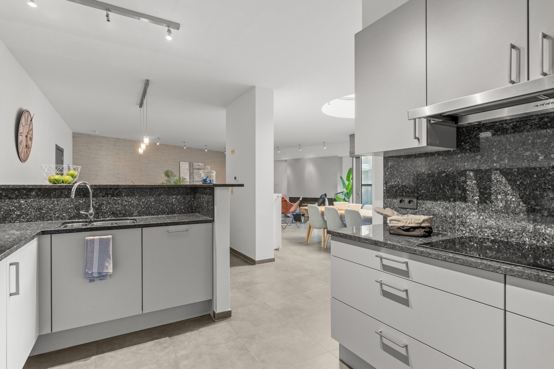 Instapklaar, centraal gelegen en energiezuinig appartement foto 21