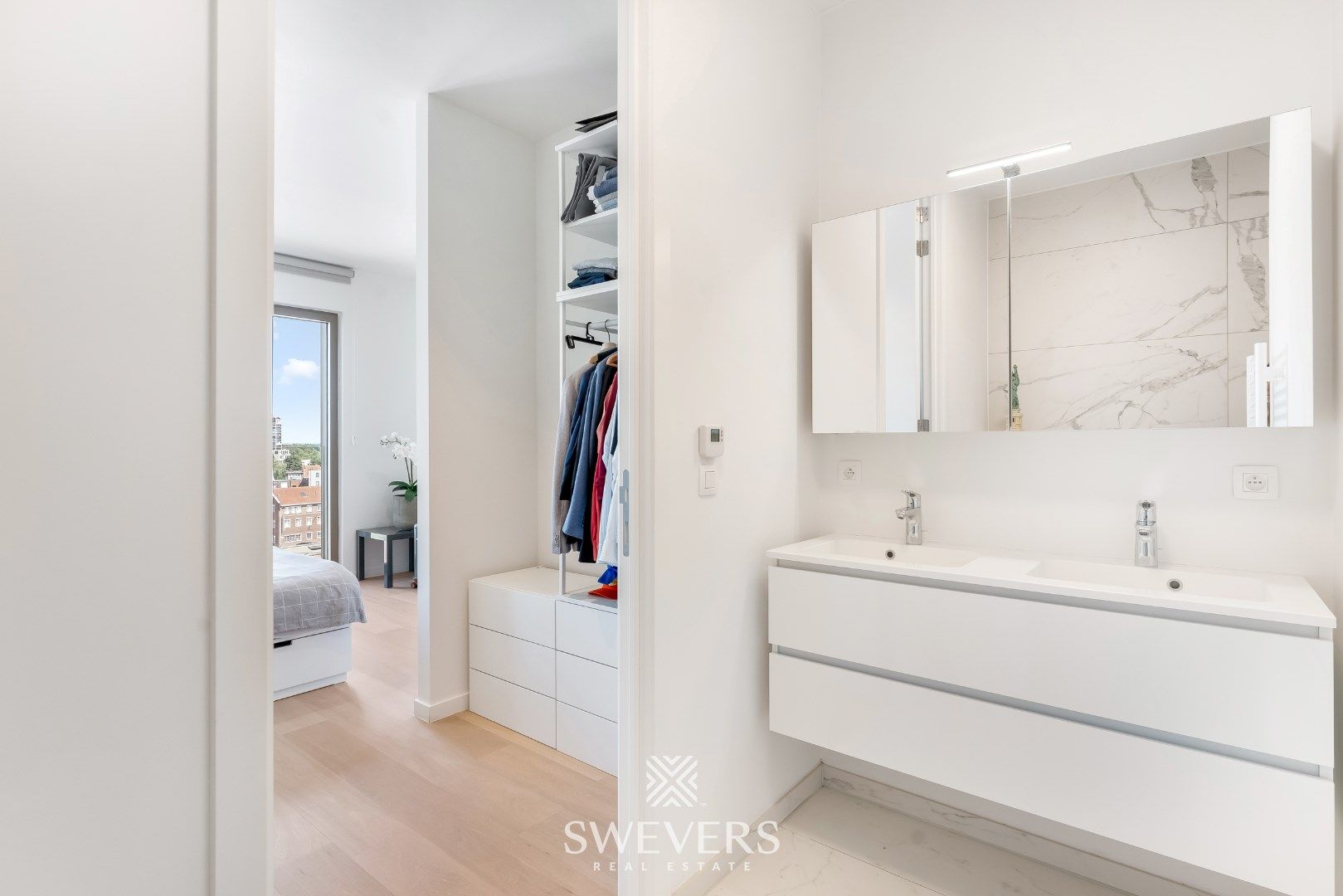 Luxueus instapklaar appartement met twee terrassen én parkeergarage in Quartier Blue foto 15