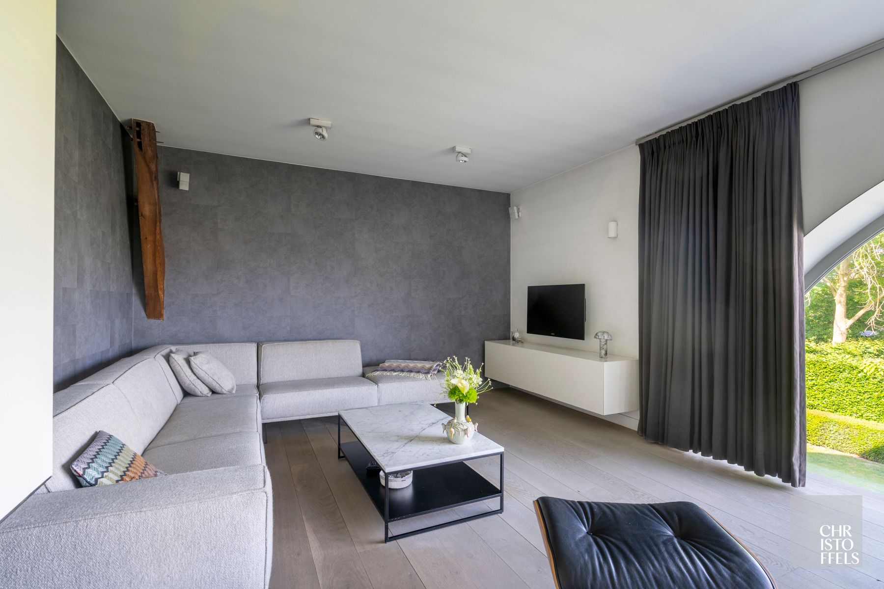 Tijdloze elegantie achter een authentieke gevel – volledig gerenoveerde woning van 303m² foto 10