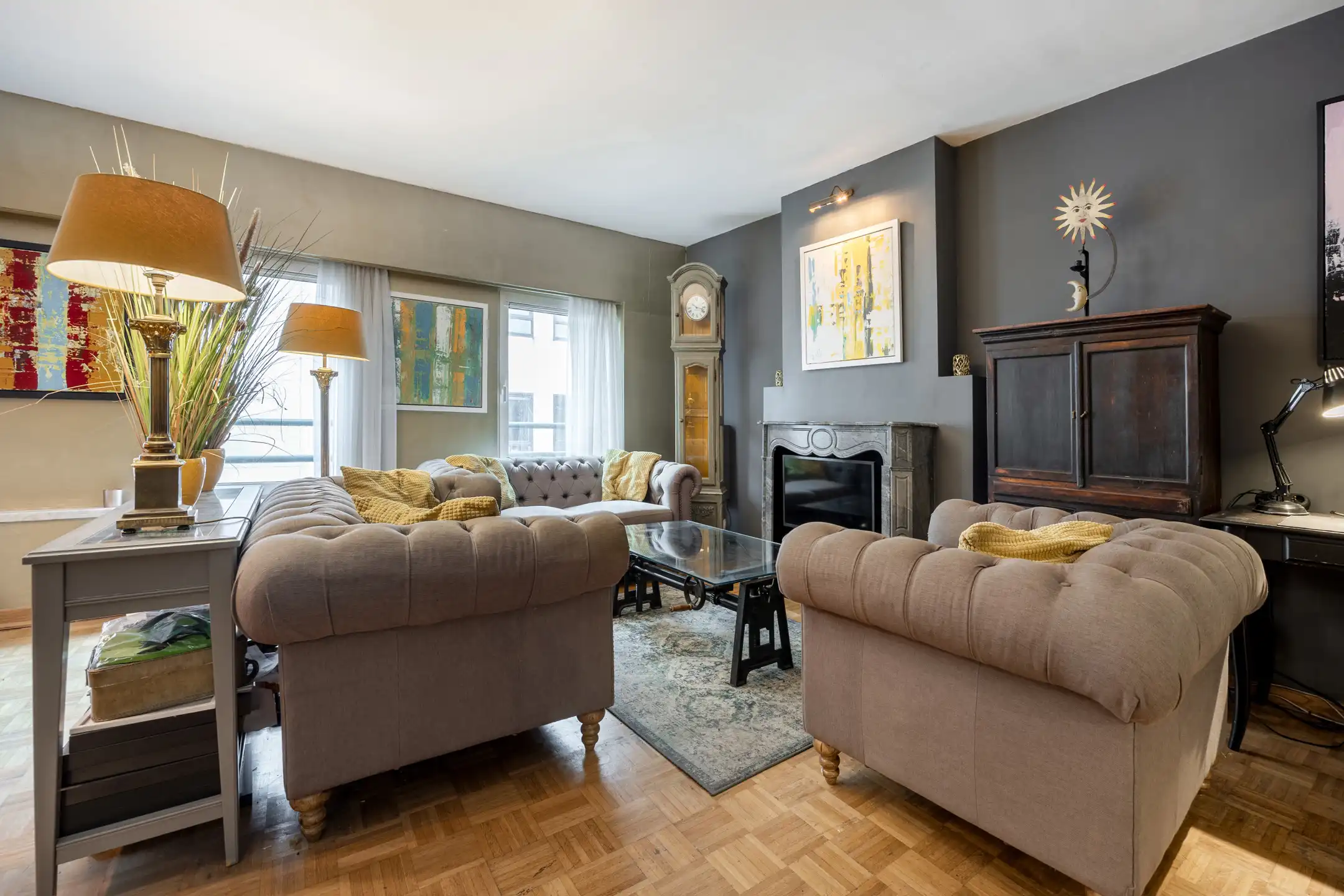 Ruim en charmant appartement met terras op toplocatie foto 7