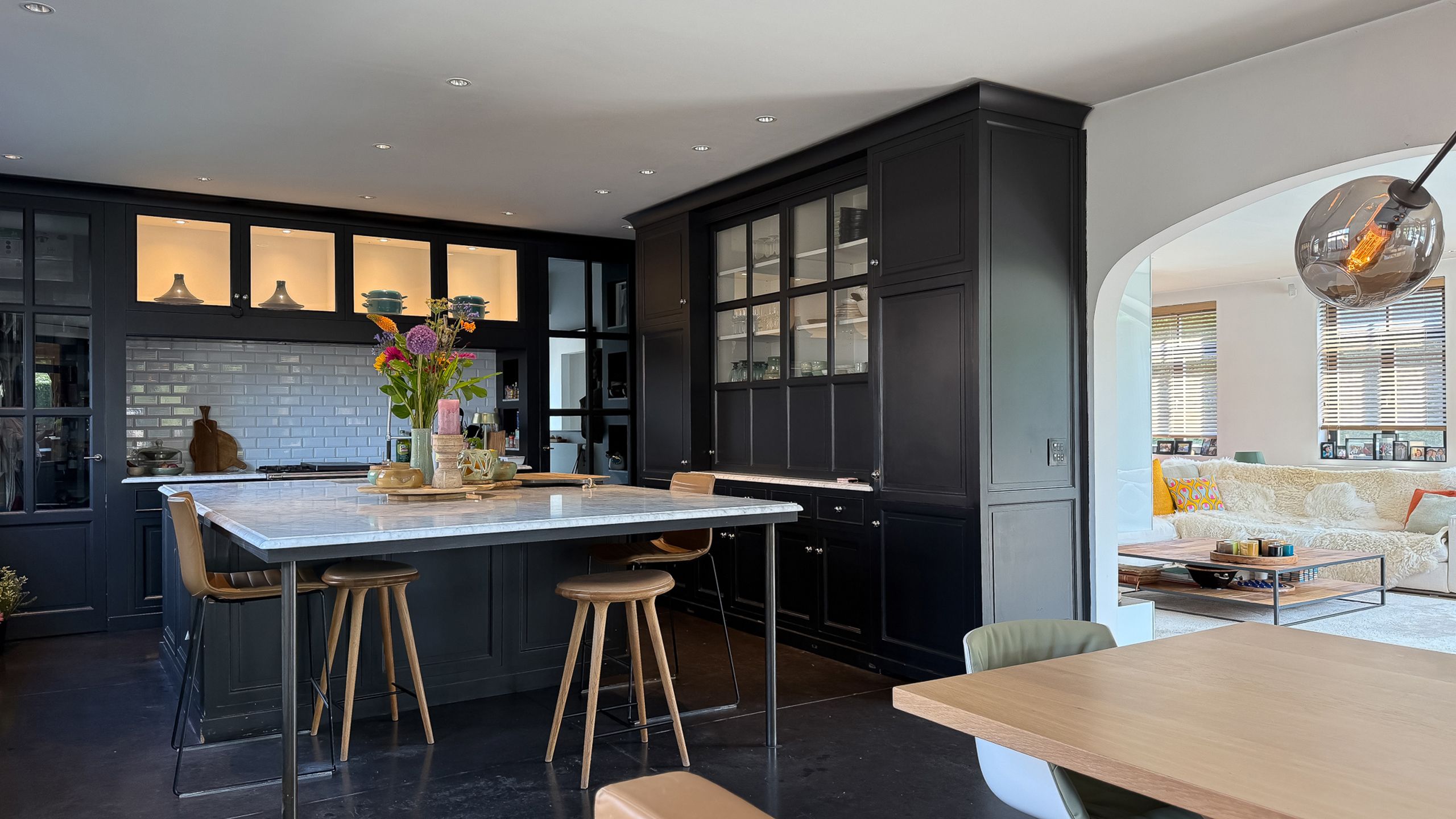 Exclusieve villa met zwembad, gelegen in een groene omgeving foto 13