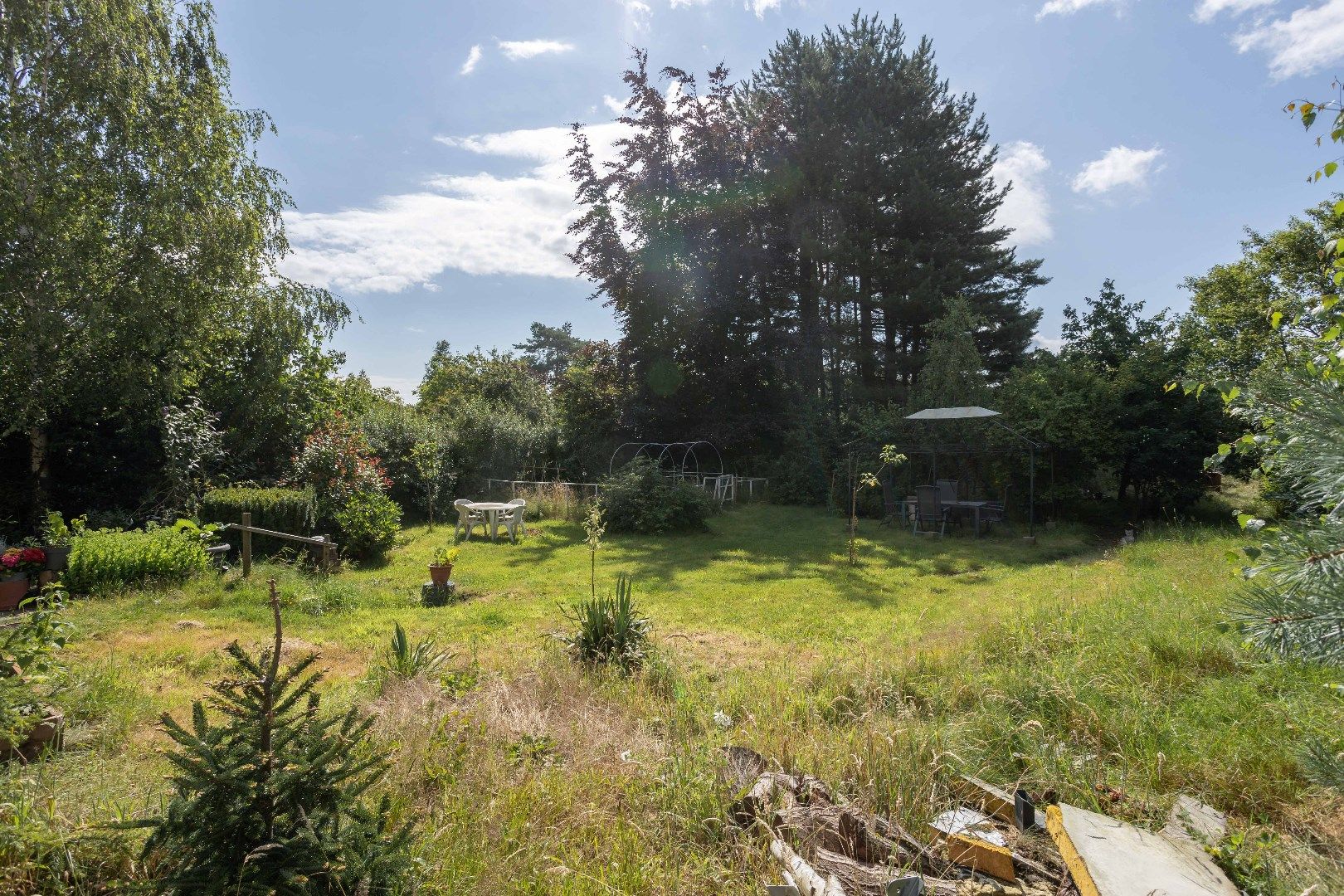 Ruime woning op een prachtig perceel te koop! foto 19