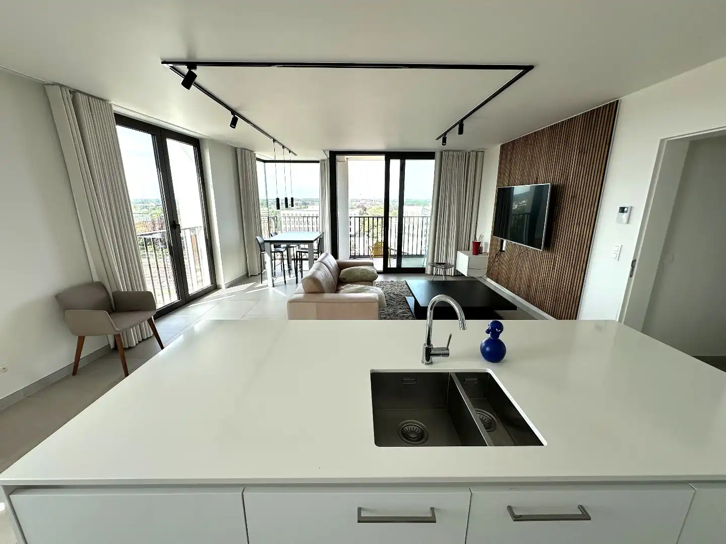Prachtig appartement (117 m²) met 2 slpk en mooi terras, (+ autostaanplaats), Brugge foto 3