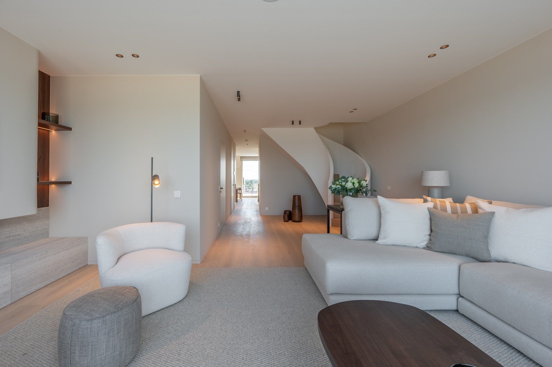 Exclusief nieuwbouw duplex appartement met frontaal zeezicht en royale terrassen nabij het Albertplein. foto 5