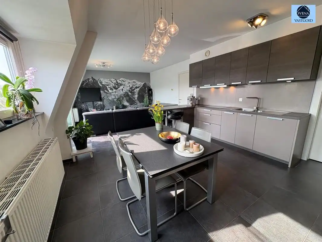 ZEER GOED GELEGEN APPARTEMENT MET 2 SLAAPKAMERS foto 3