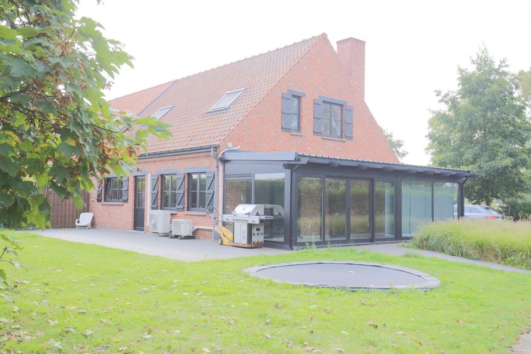 HOB op 1272 m² foto 2