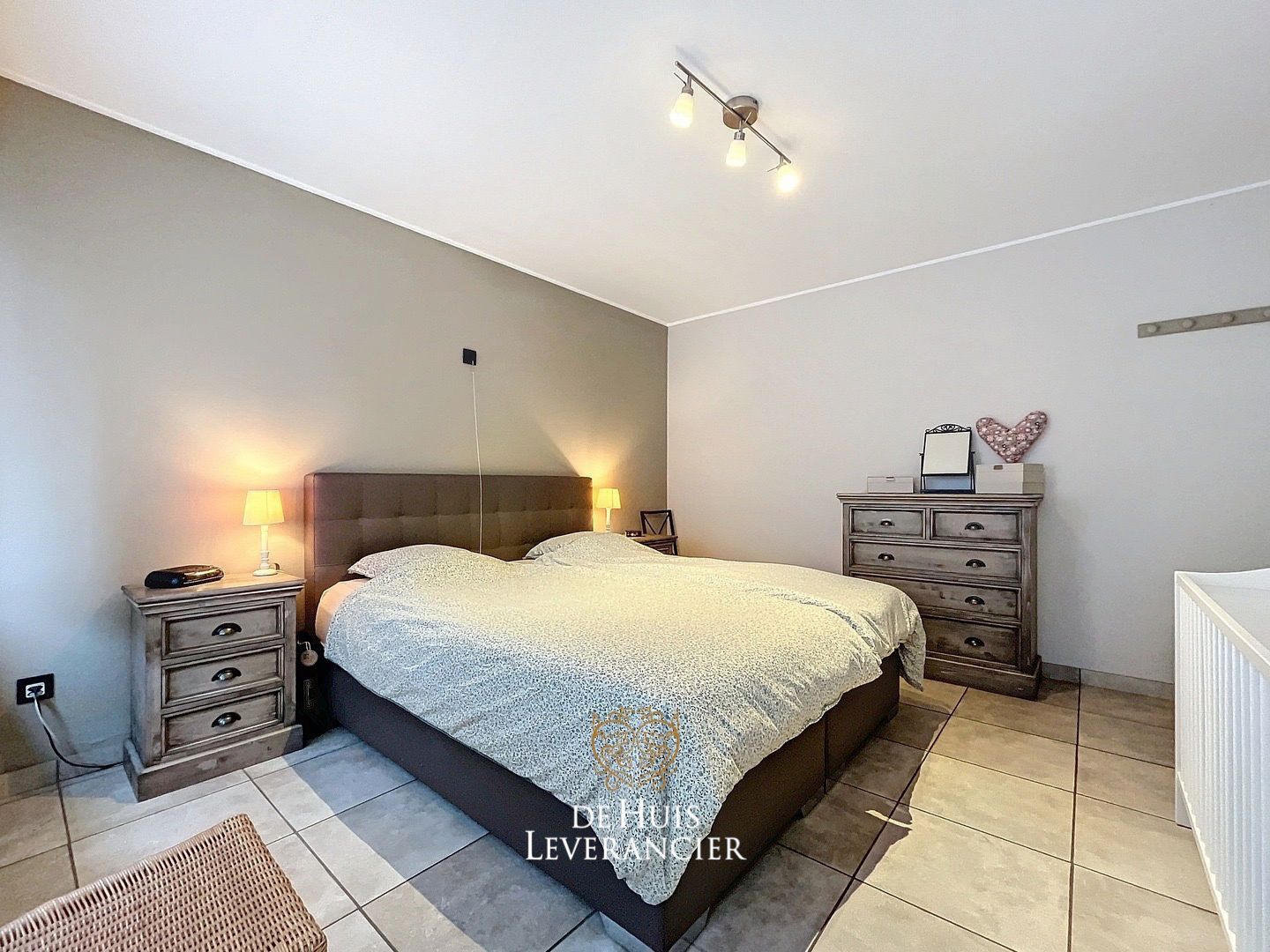 B&B Moment : Uniek wonen in een gelijkvloerse vrijstaande woning in Kontich foto 24