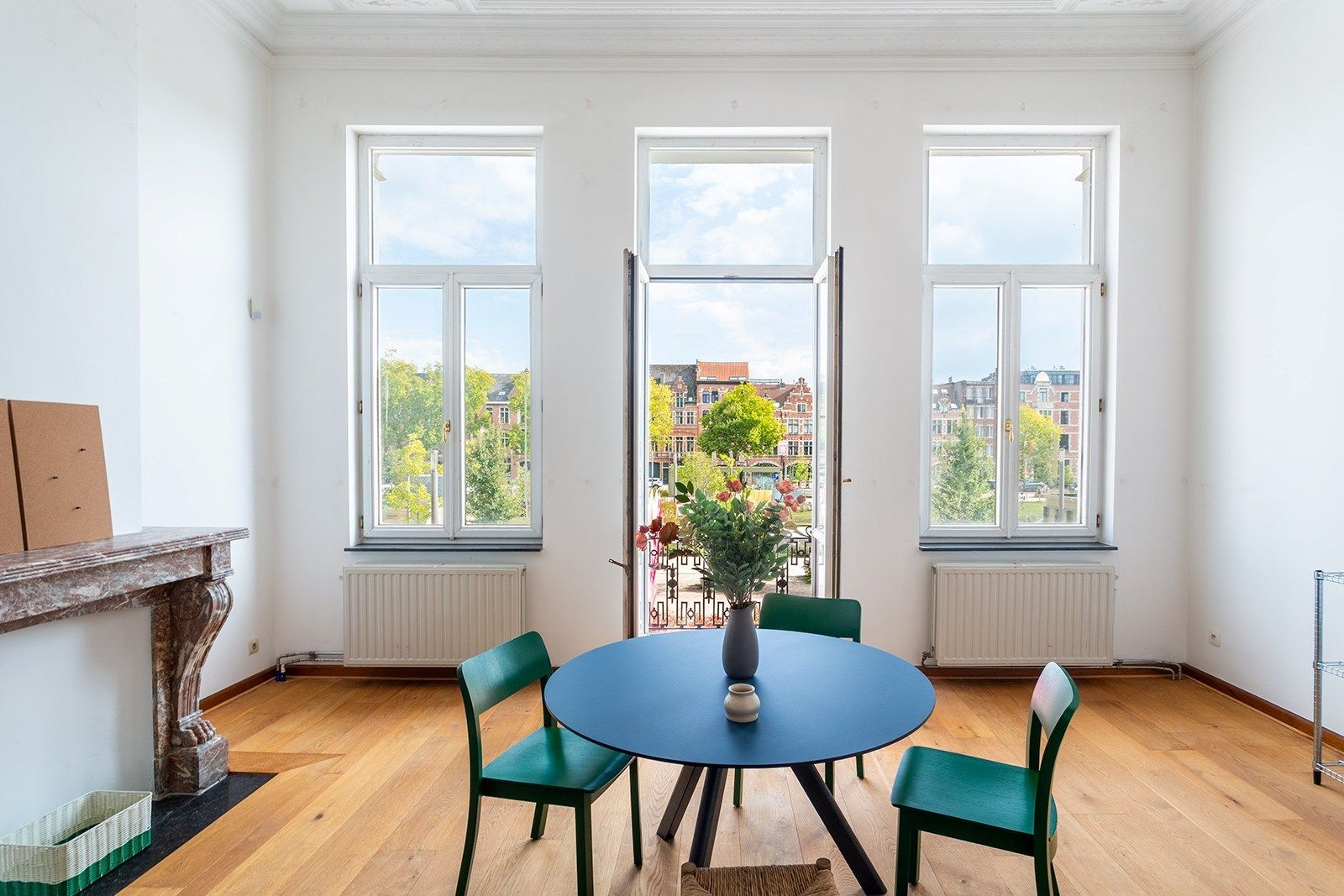 Charmante herenwoning of kantoorgebouw met zicht op de Waalsekaai foto 9