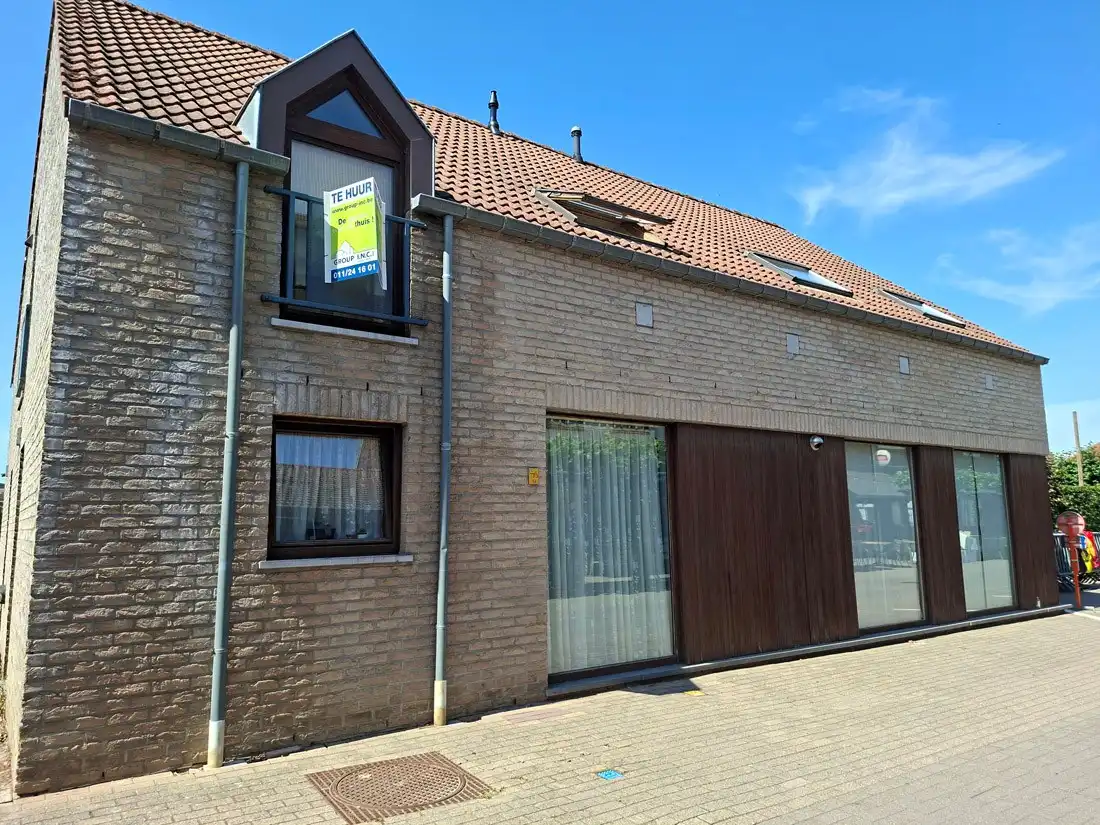 Ruim eigentijds appartement te Bree foto {{pictureIndex}}