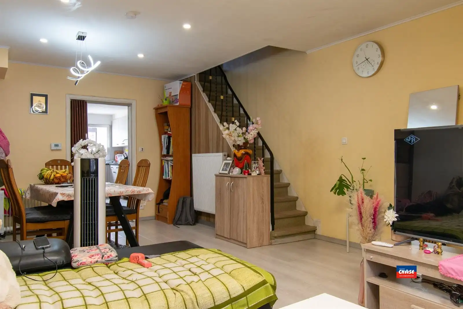 Op te frissen woning met 3 slpks, zolder en tuin foto 4