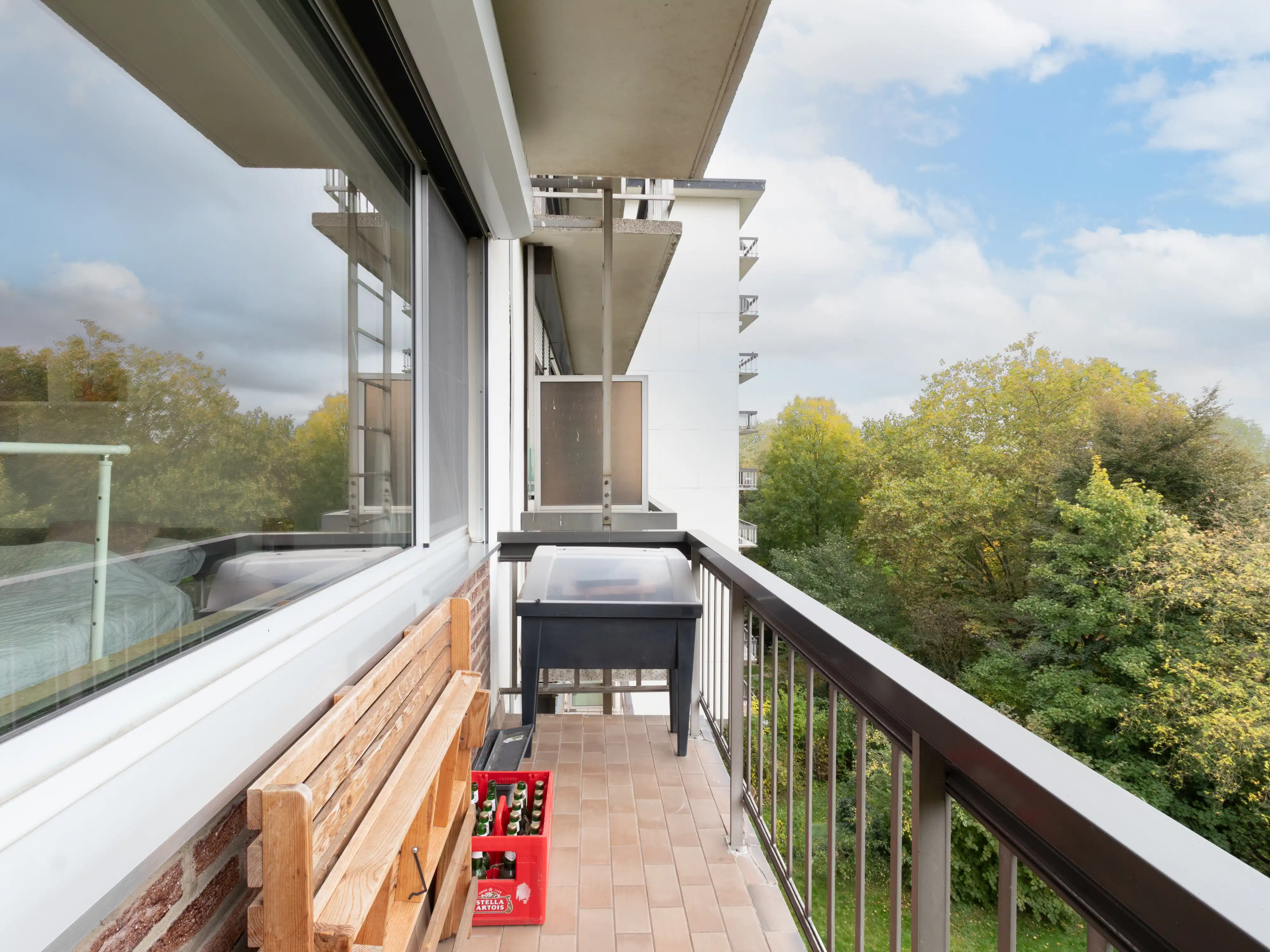 Licht appartement met twee terrassen en autostaanplaats foto 11