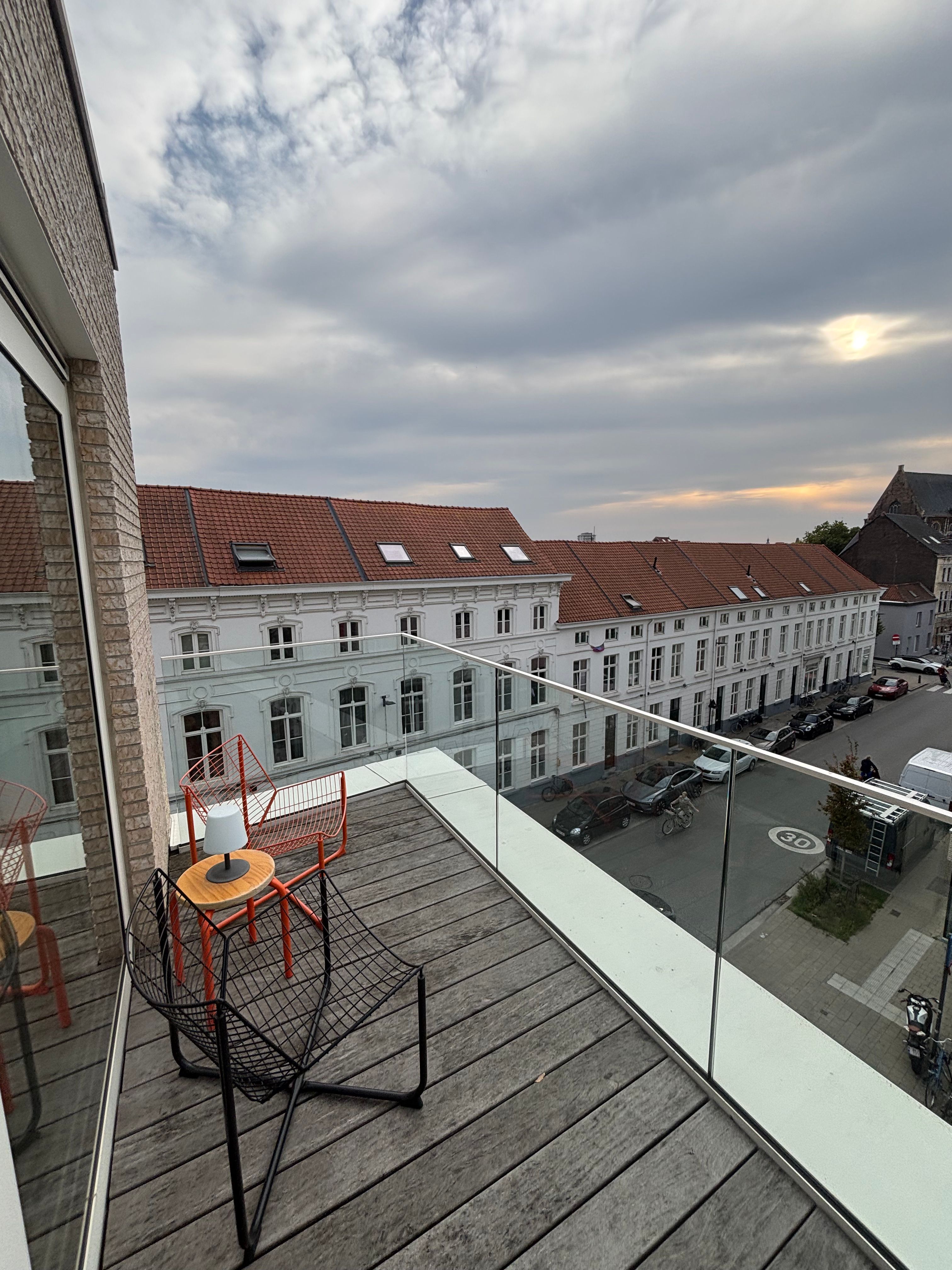 Modern & energiezuinig appartement te huur – Toplocatie nabij Dok Noord, Gent foto 2
