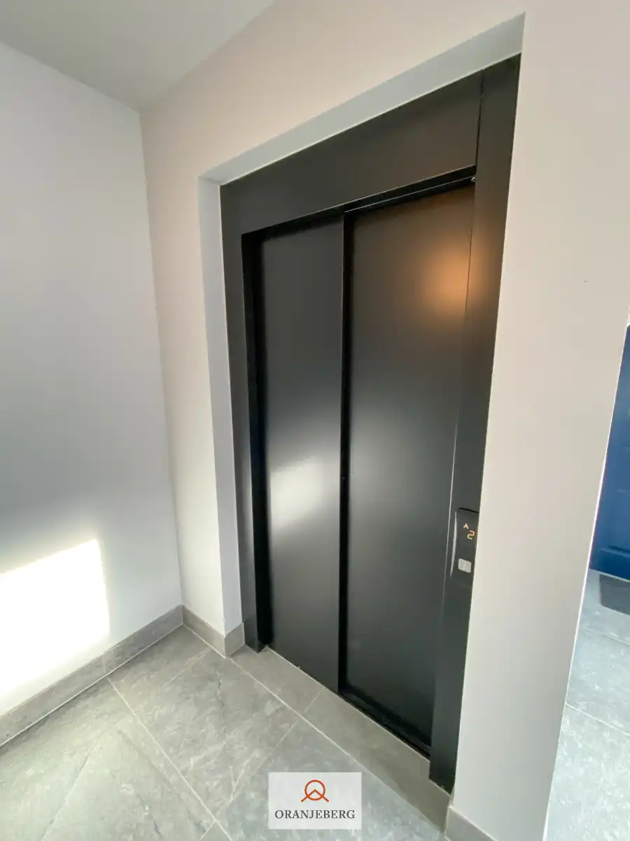 Prachtig ruime duplex in hartje Gent met zicht op water foto 41